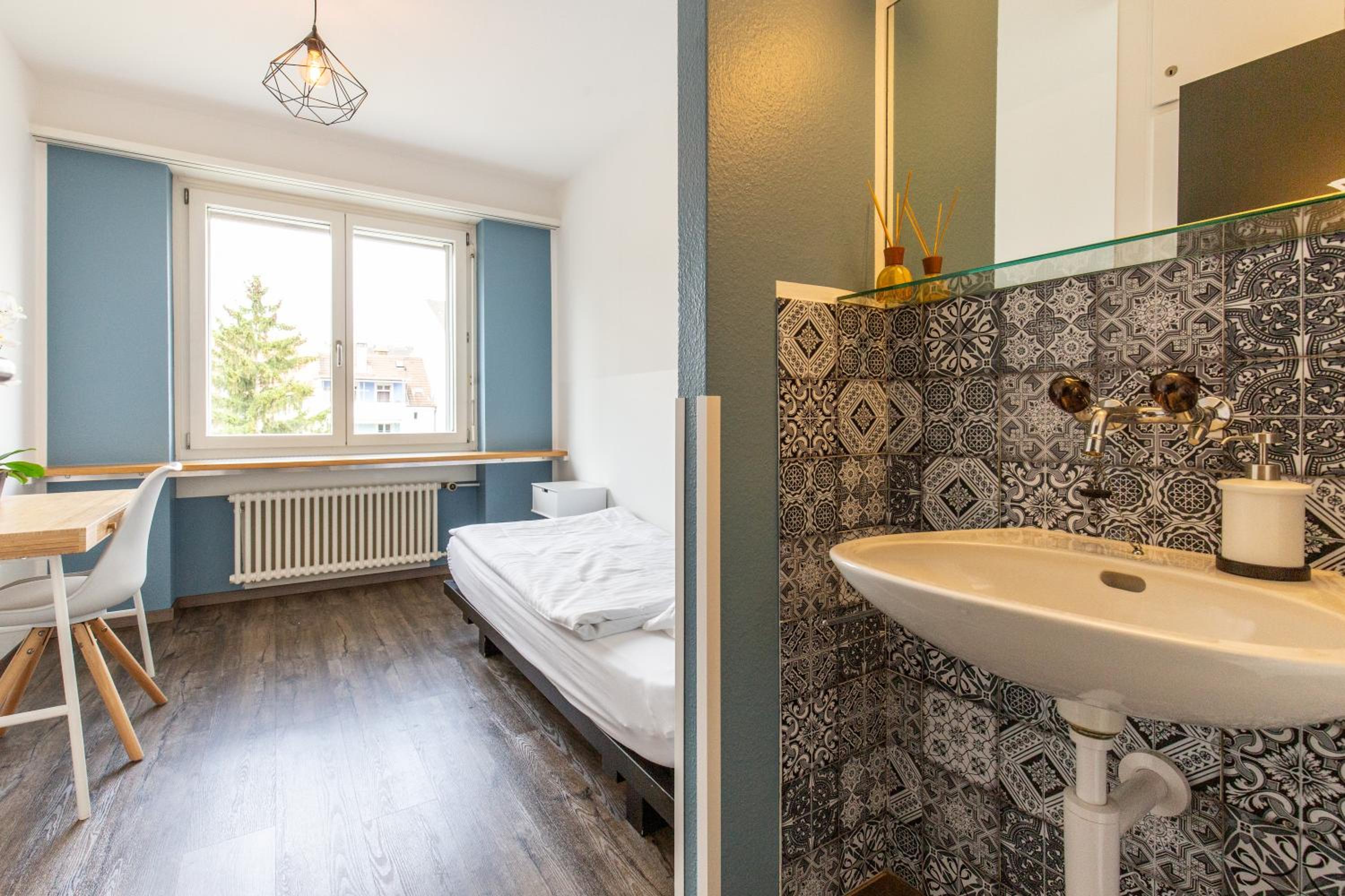 Single Room photo 1