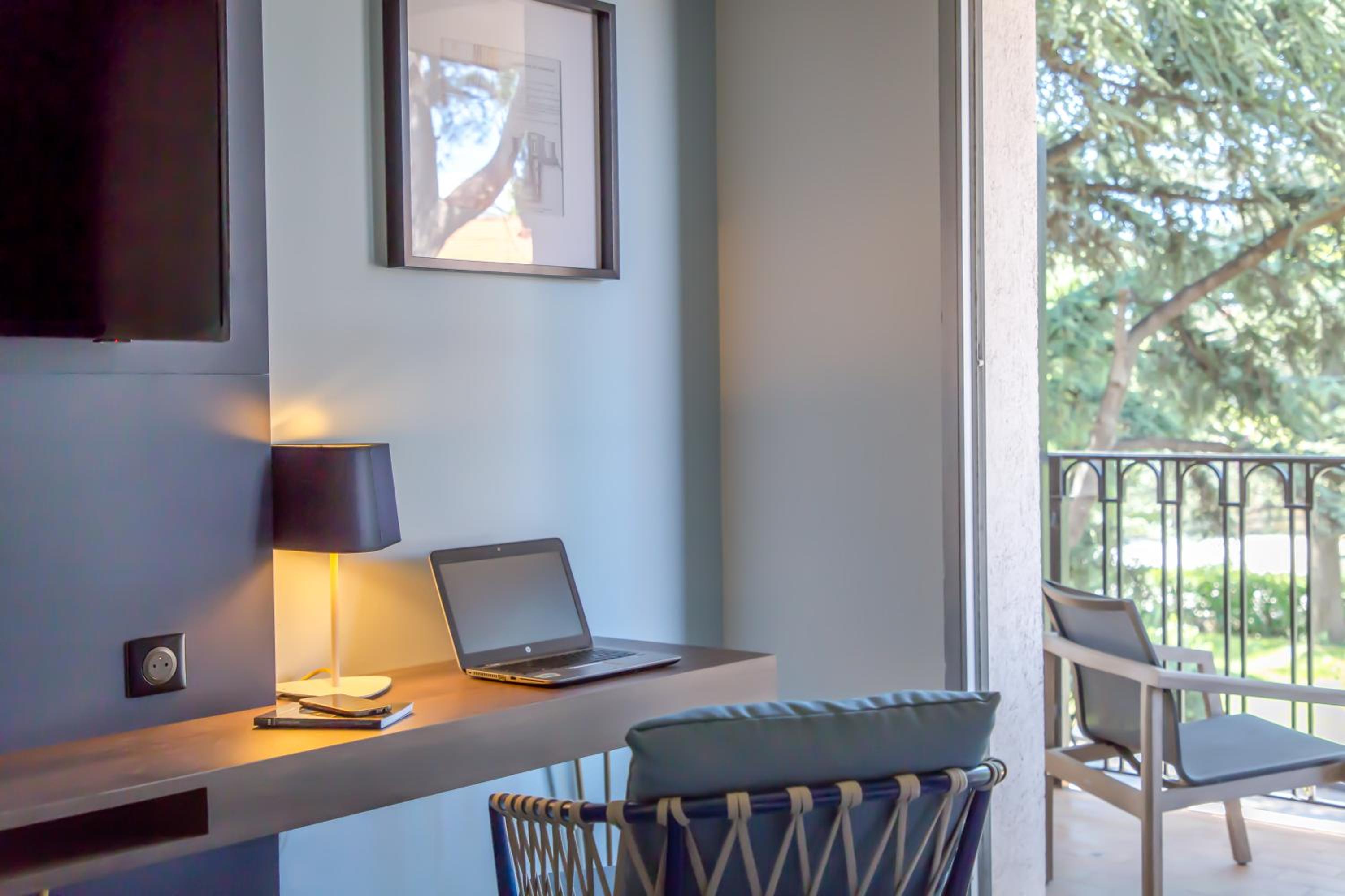 Privilege Double Room with Patio and Garden View