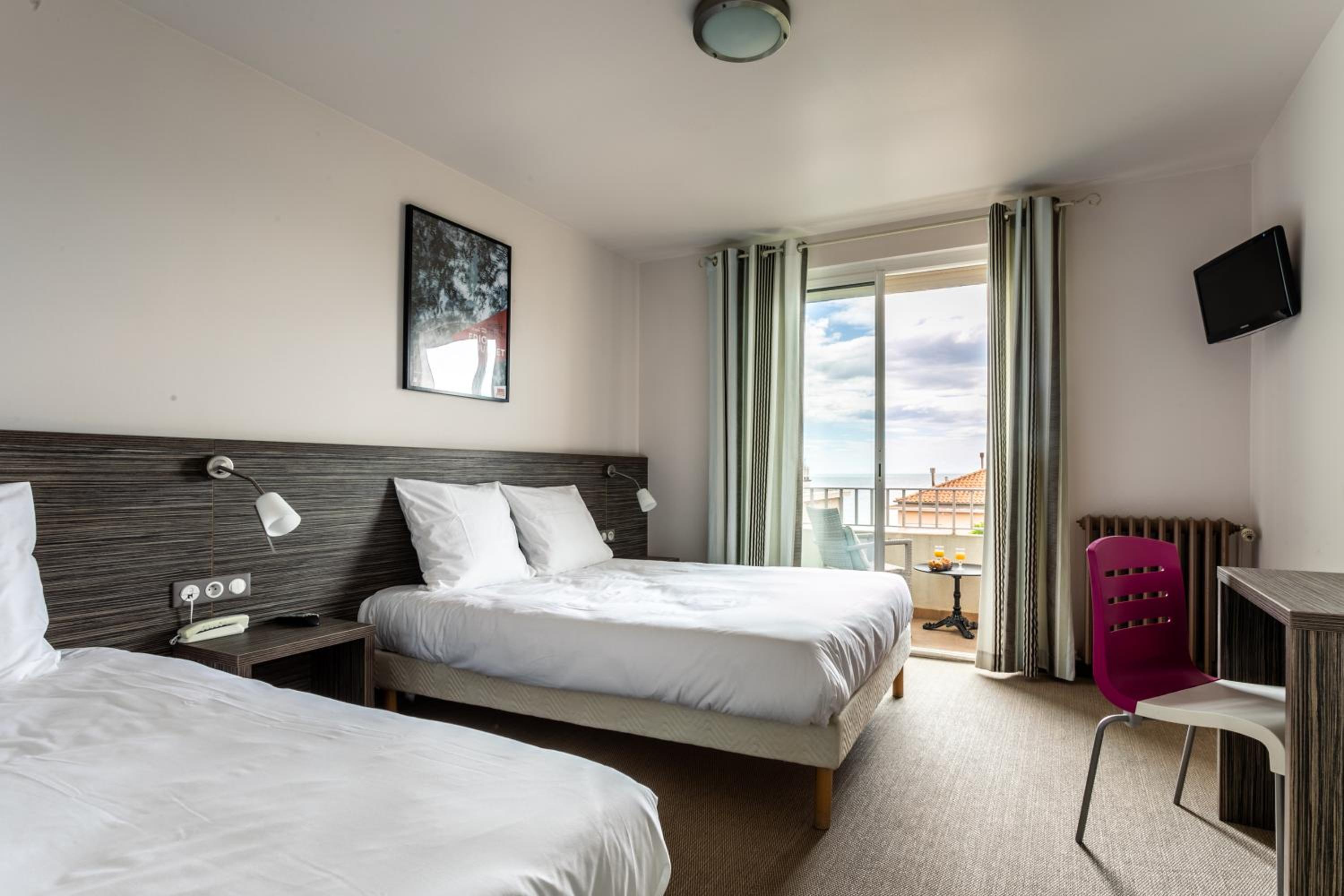 Triple Room with Balcony photo 1