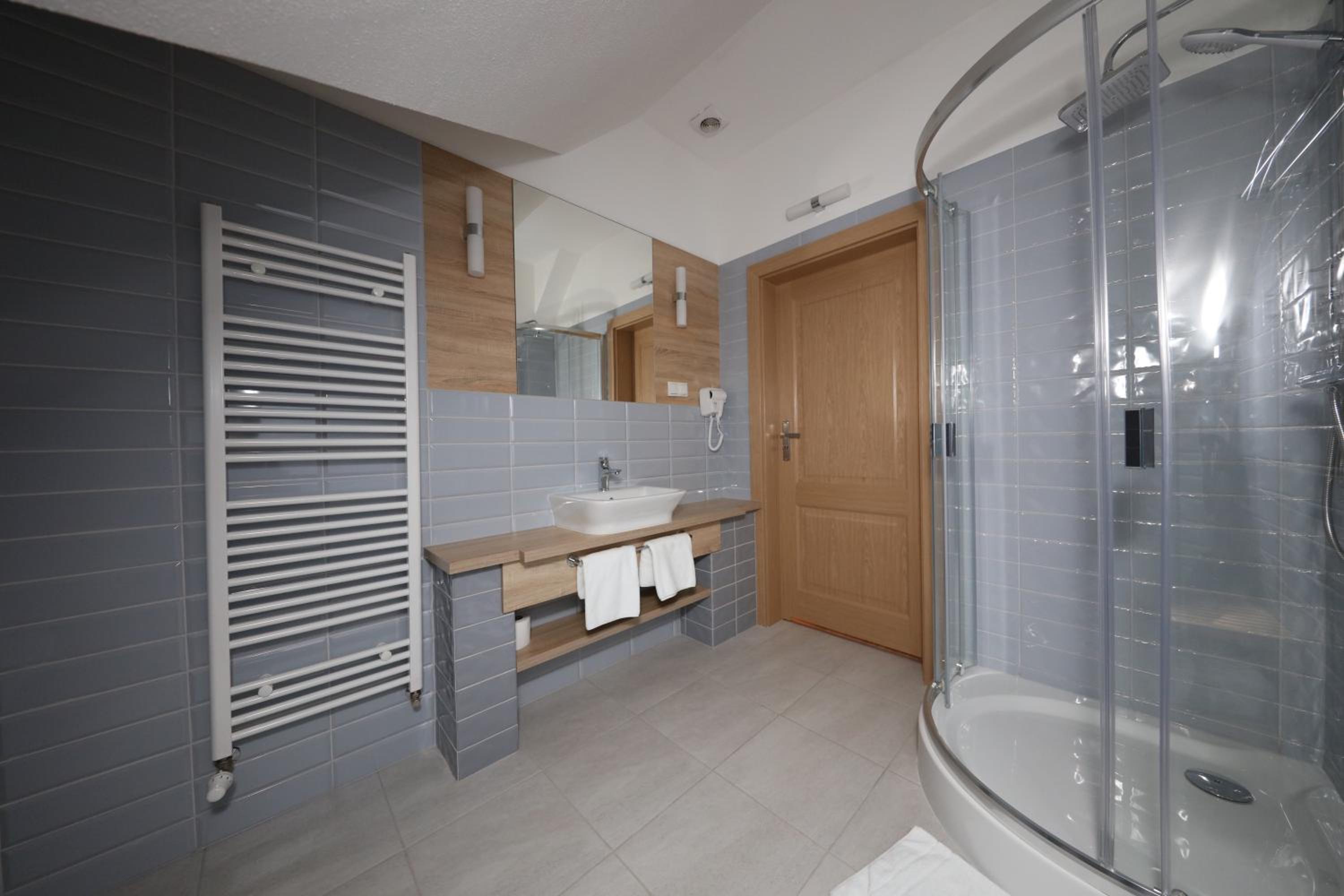 Suite photo 1