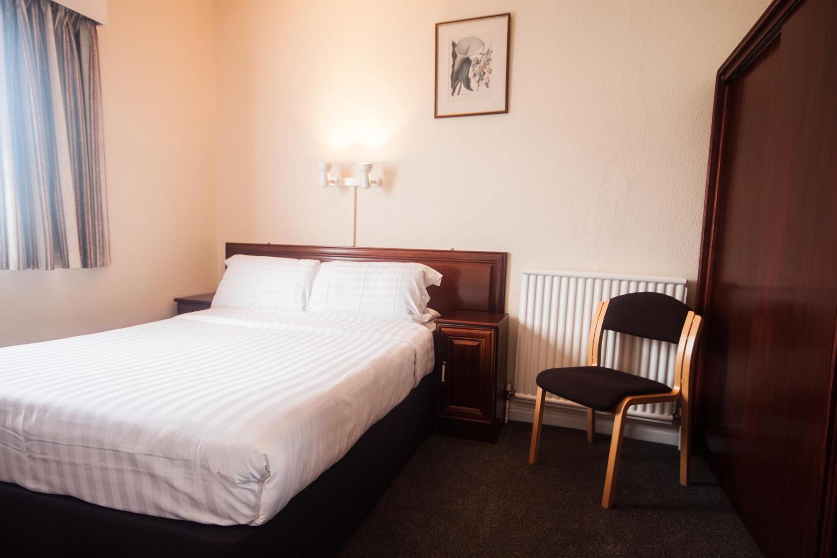 Double Room with Courtyard View - Photo 3