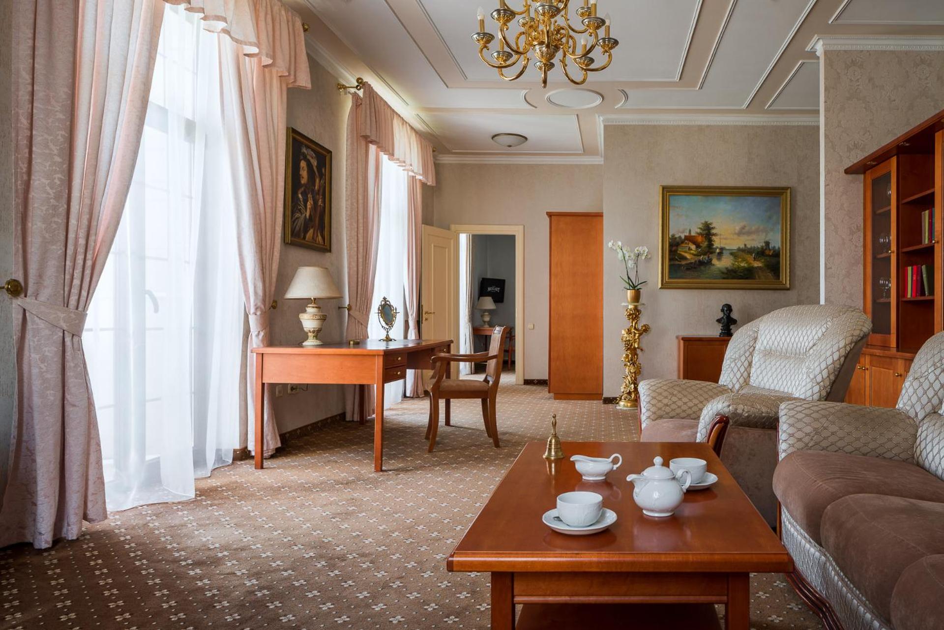 Executive Suite photo 1