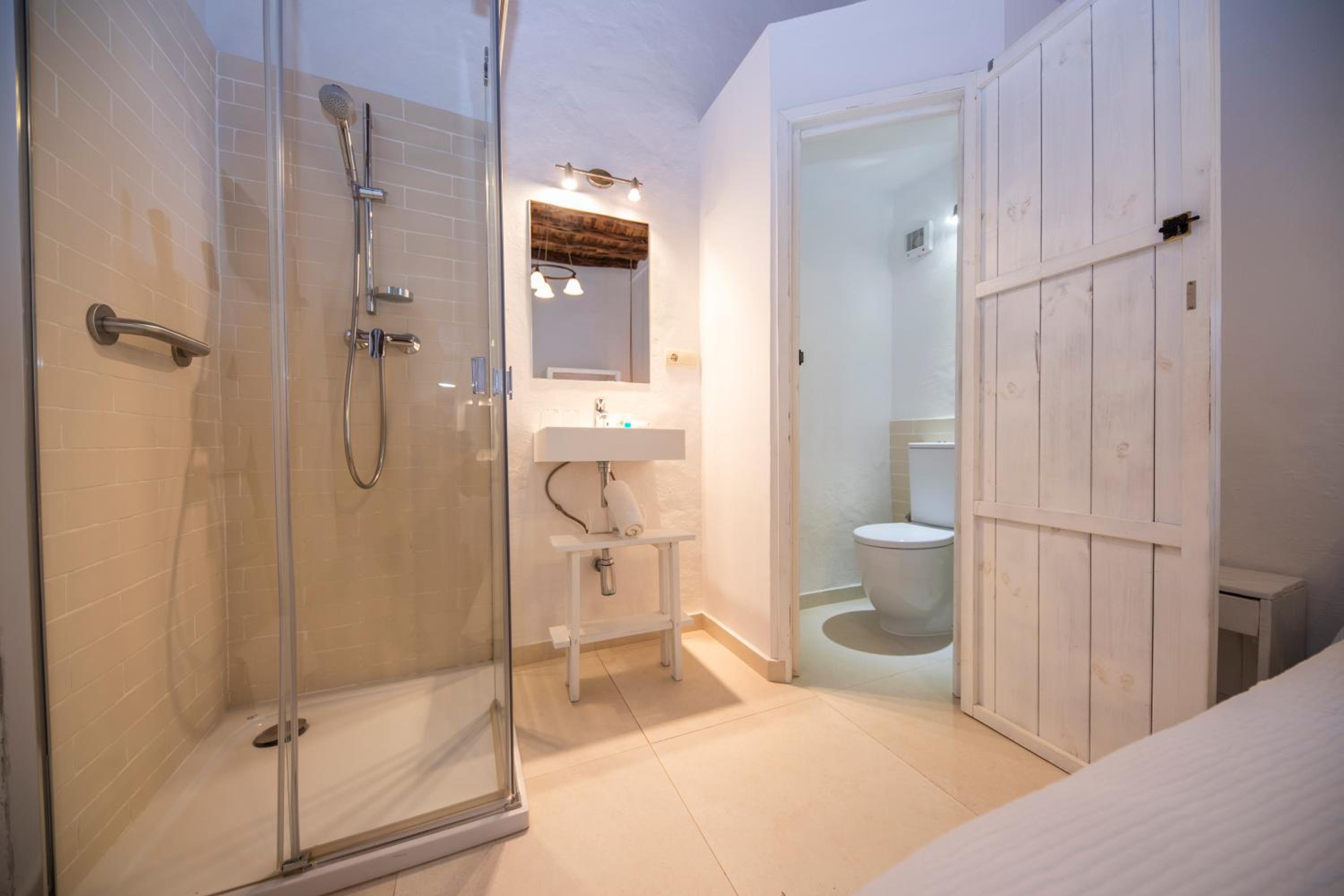 Small Double Room photo 2
