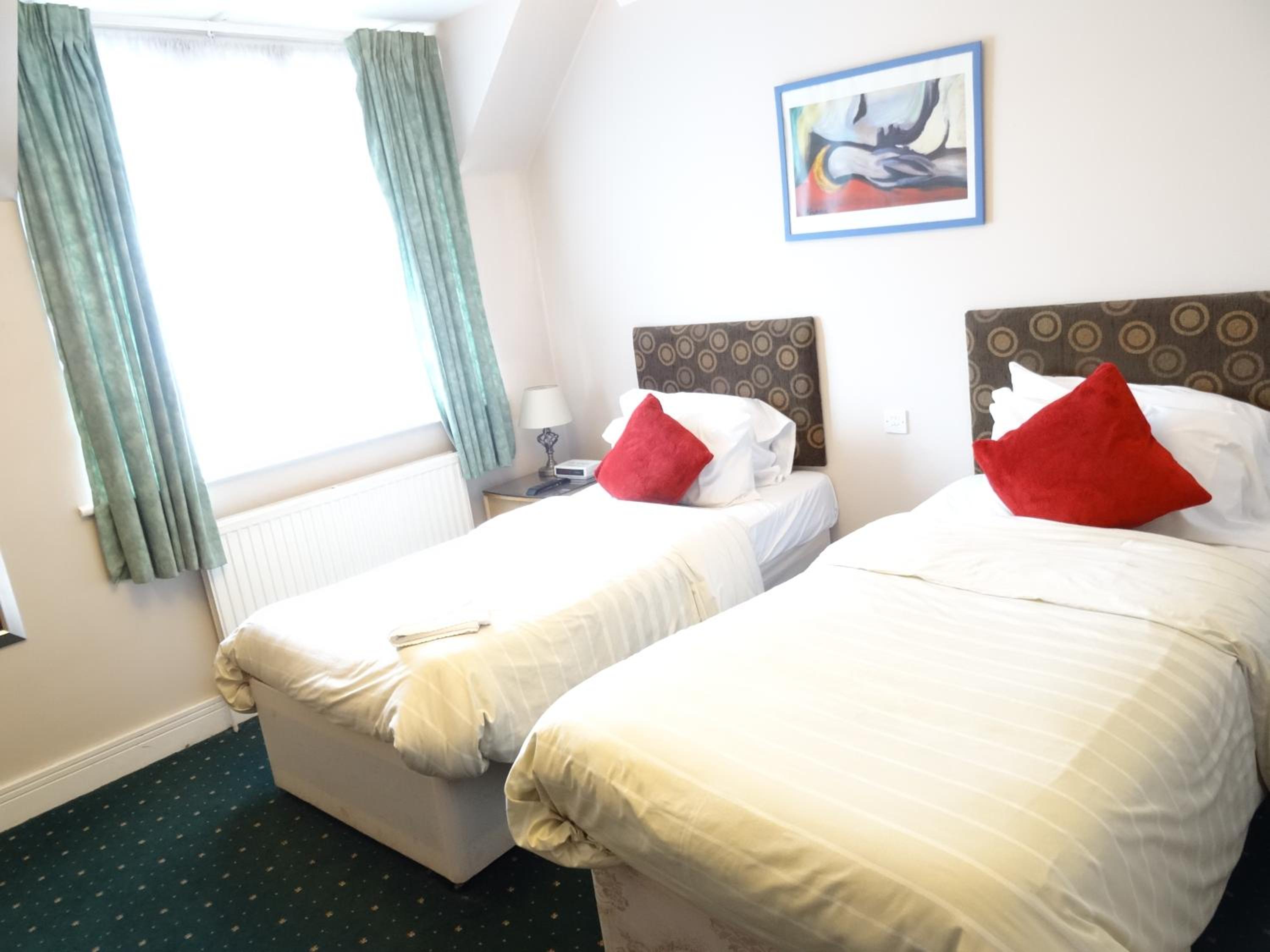 Triple Room - Photo 1