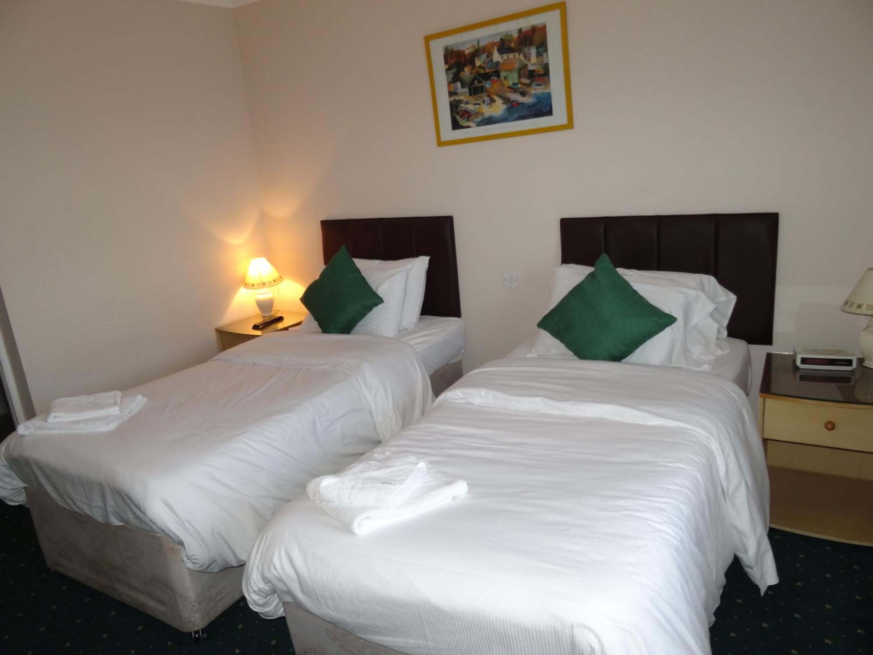 Twin Room with Shared Bathroom