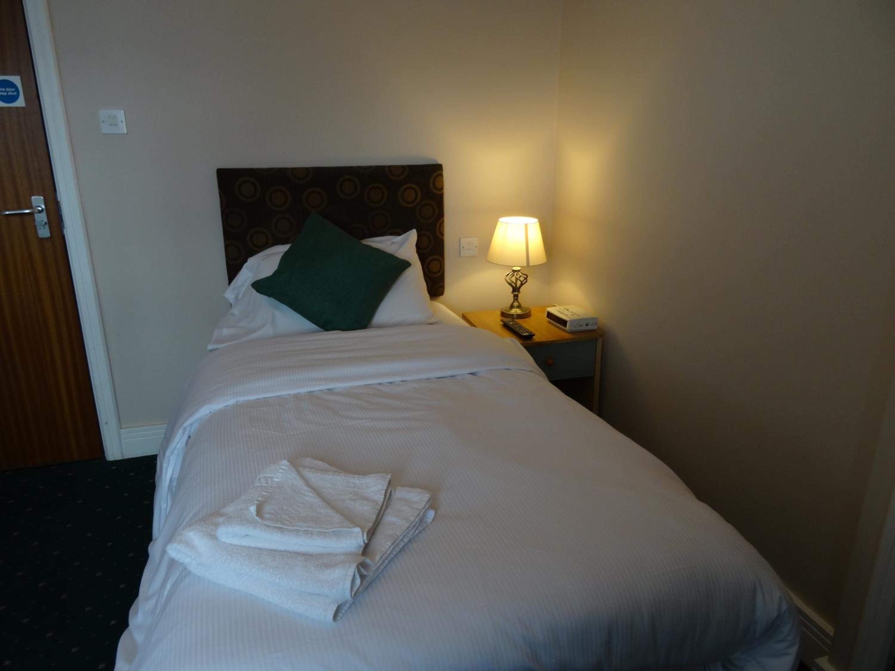 Single Room with Private Bathroom