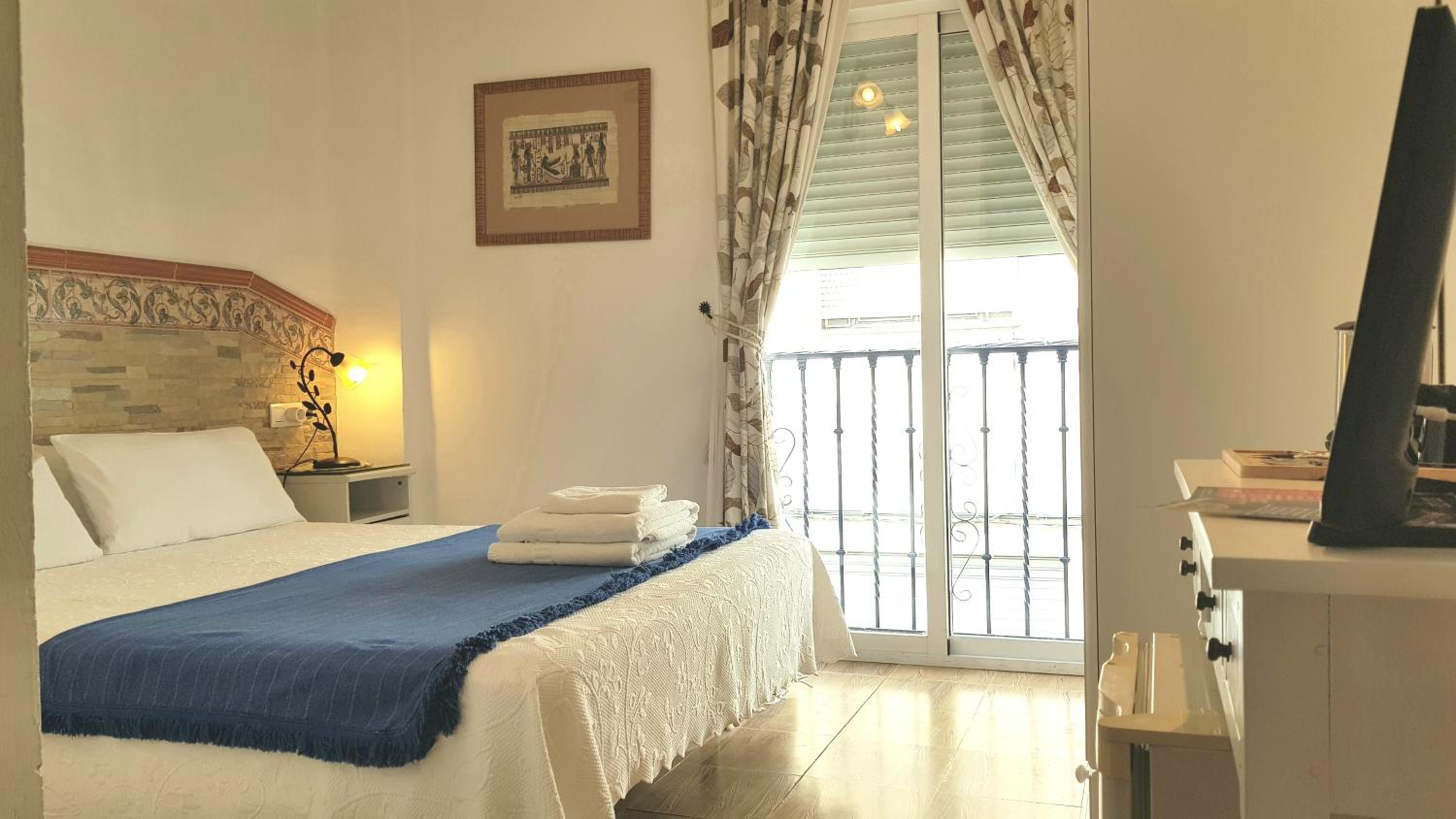 Standard Double Room photo 3