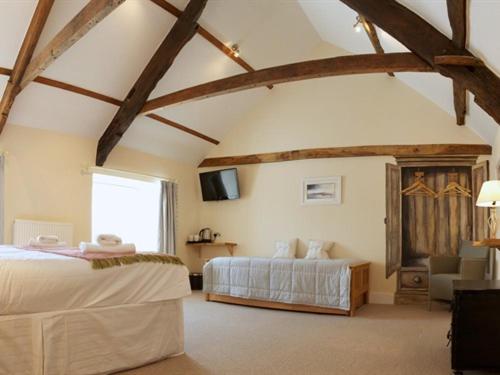Superior Triple Room photo 3