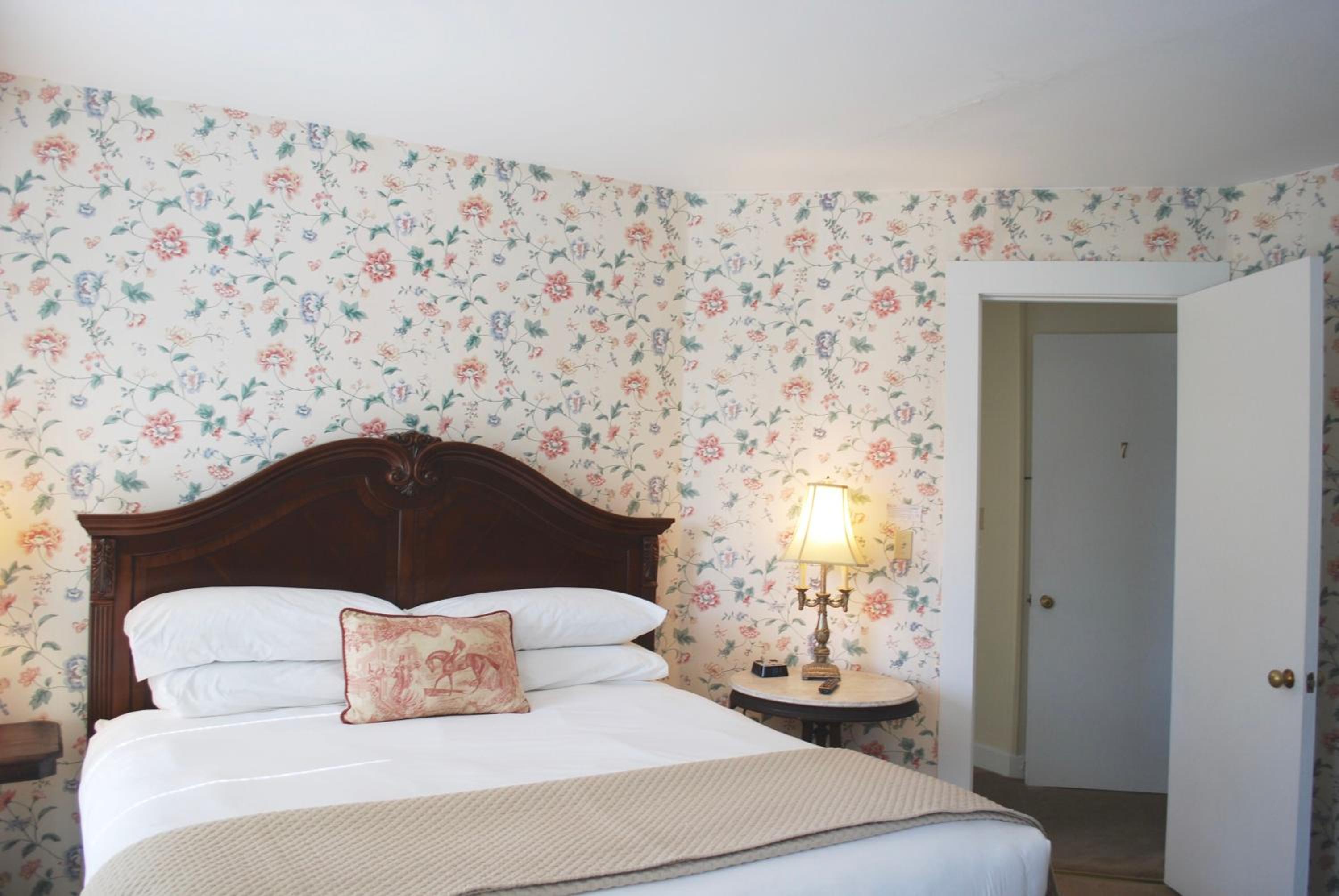Deluxe Quadruple Room - Photo 1