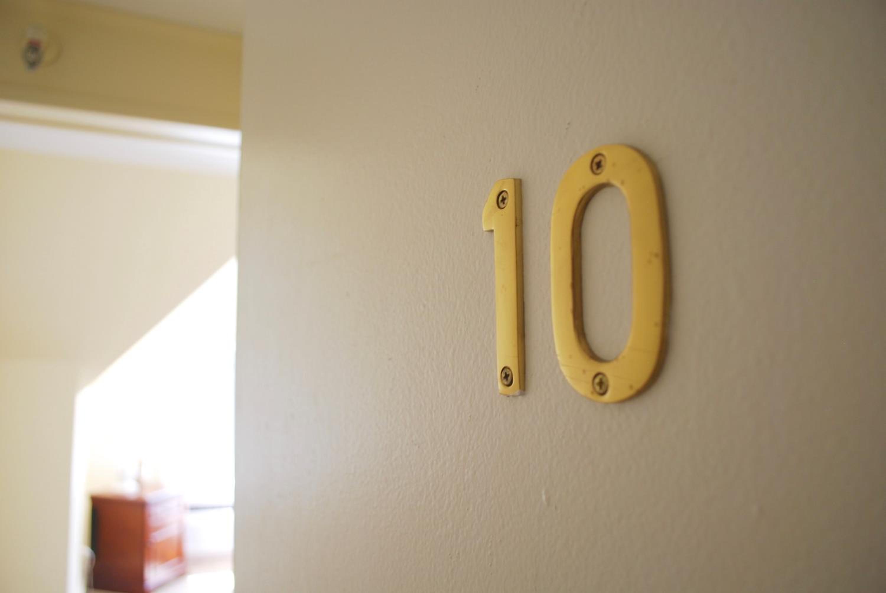 Superior Suite - Photo 3