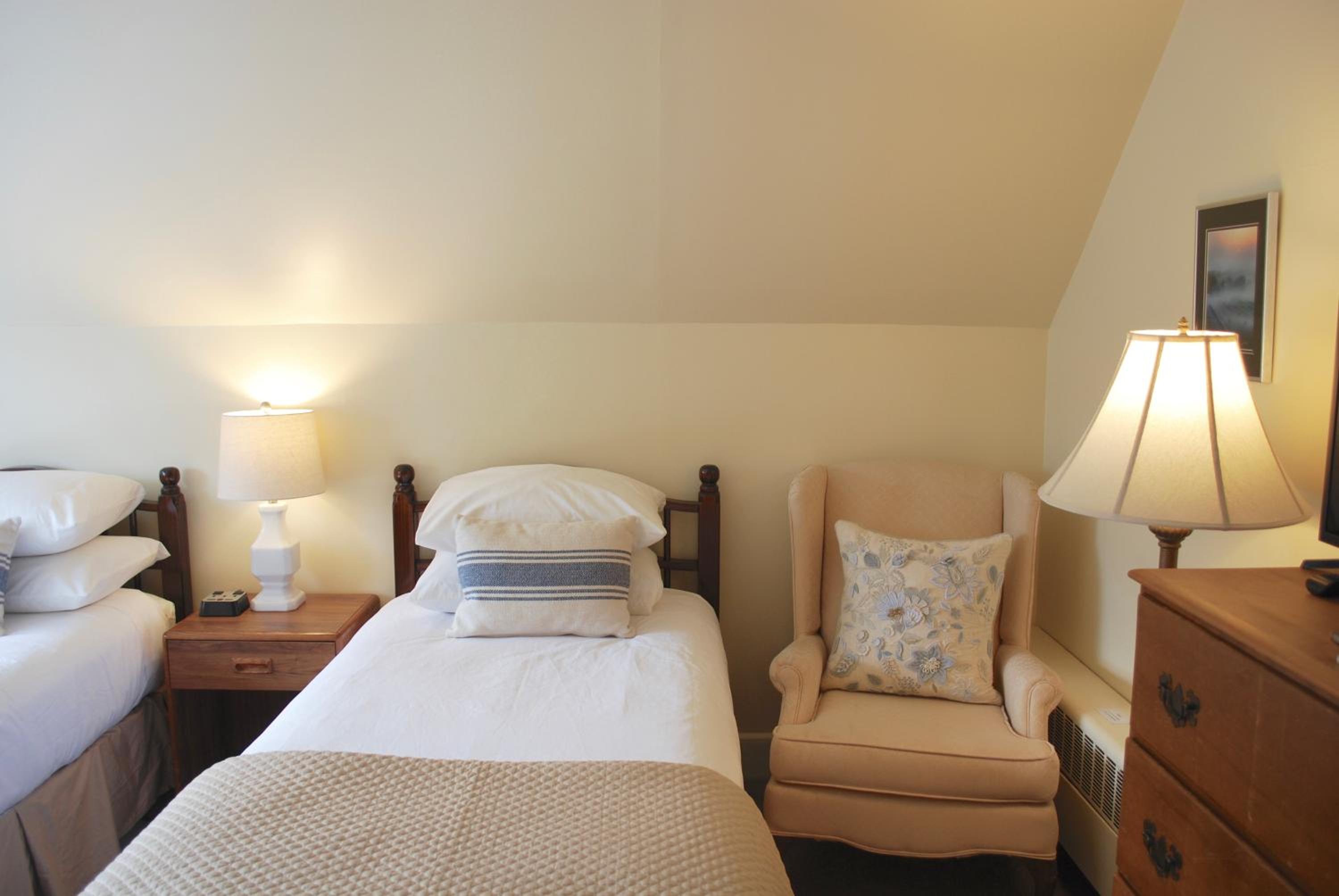 Superior Suite - Photo 4