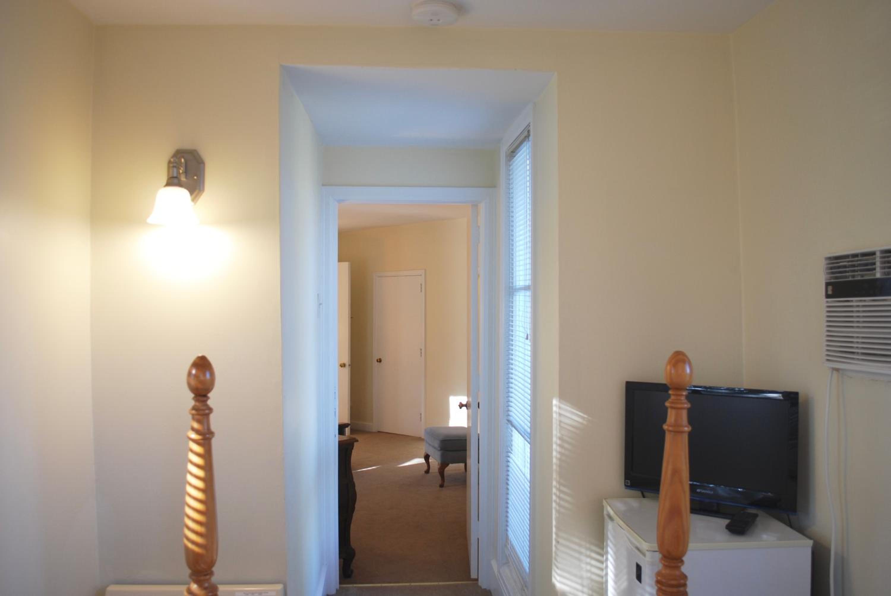 Deluxe Triple Room - Photo 1