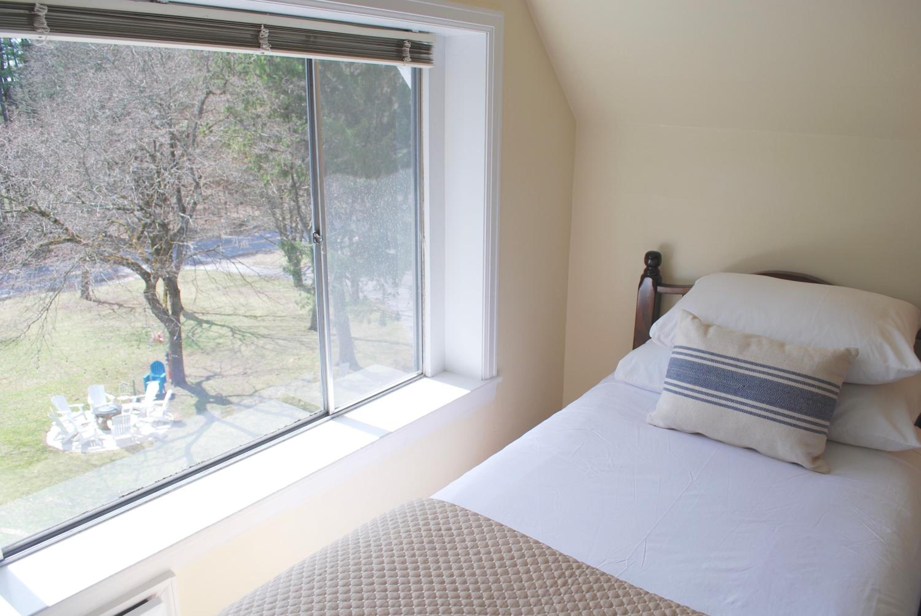 Superior Suite - Photo 7