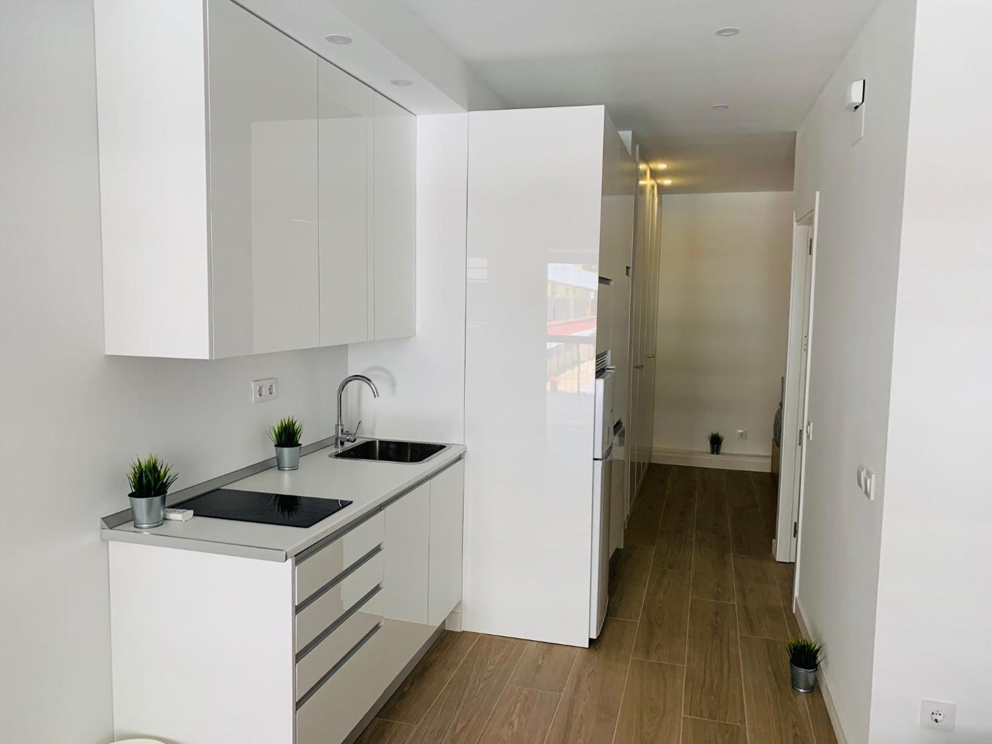 One-Bedroom Apartment - Photo 22