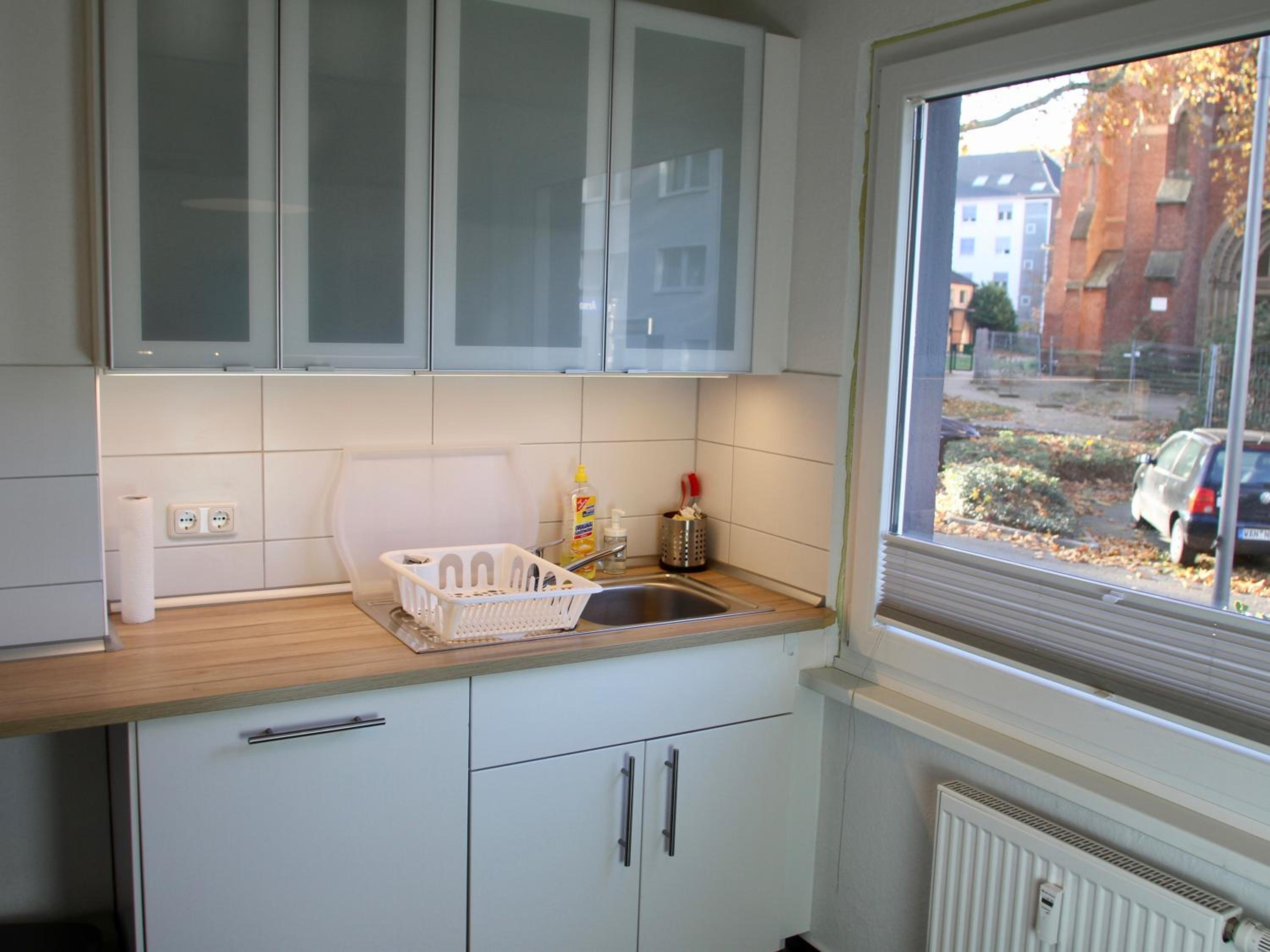 Two-Bedroom Apartment with Balcony - Photo 7