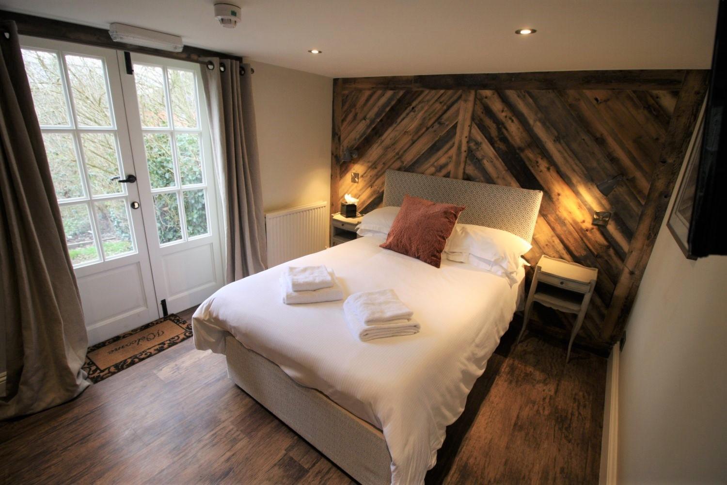 Standard Twin Room - Photo 1
