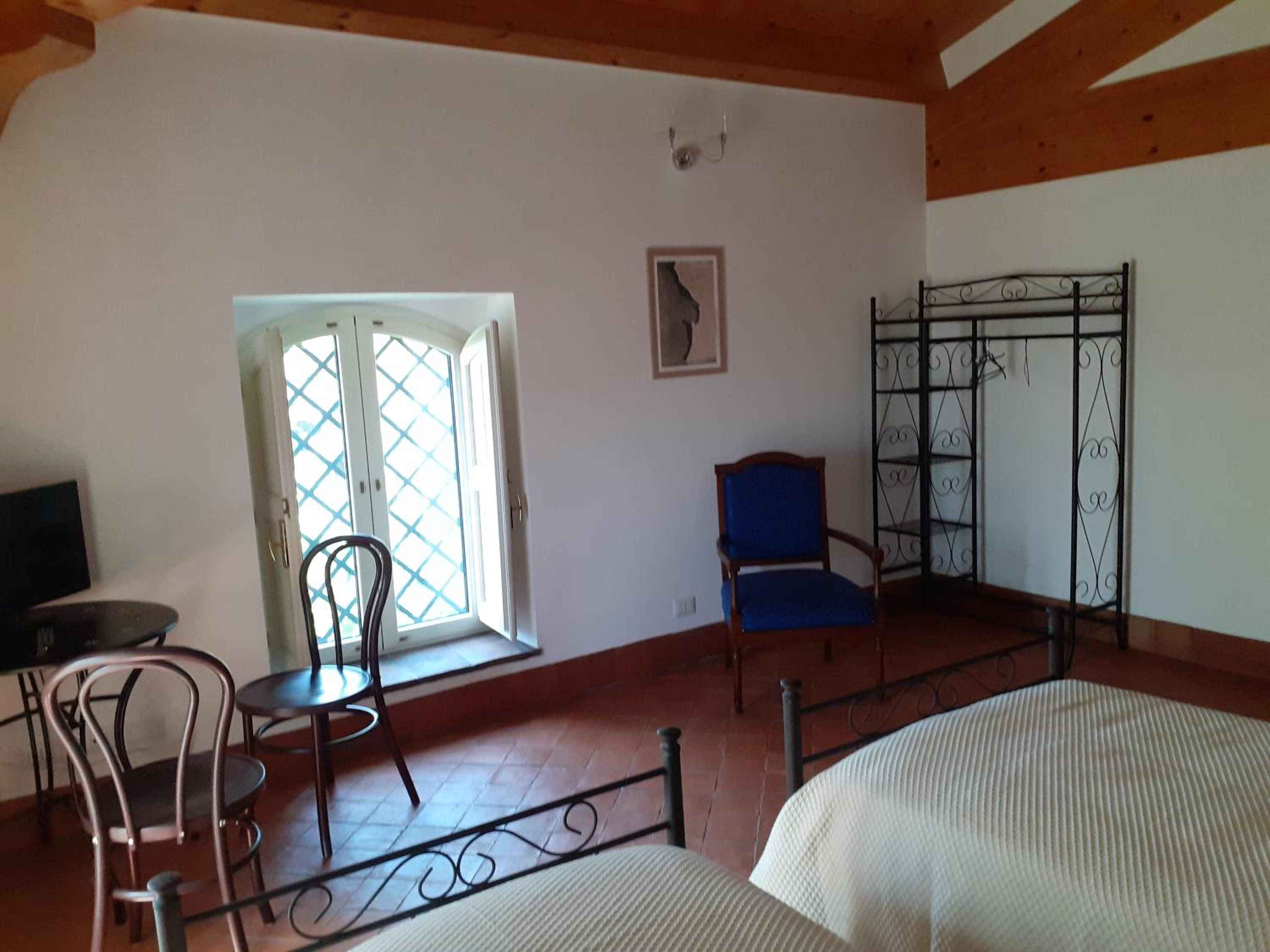 Double or Twin Room with Garden View photo 3