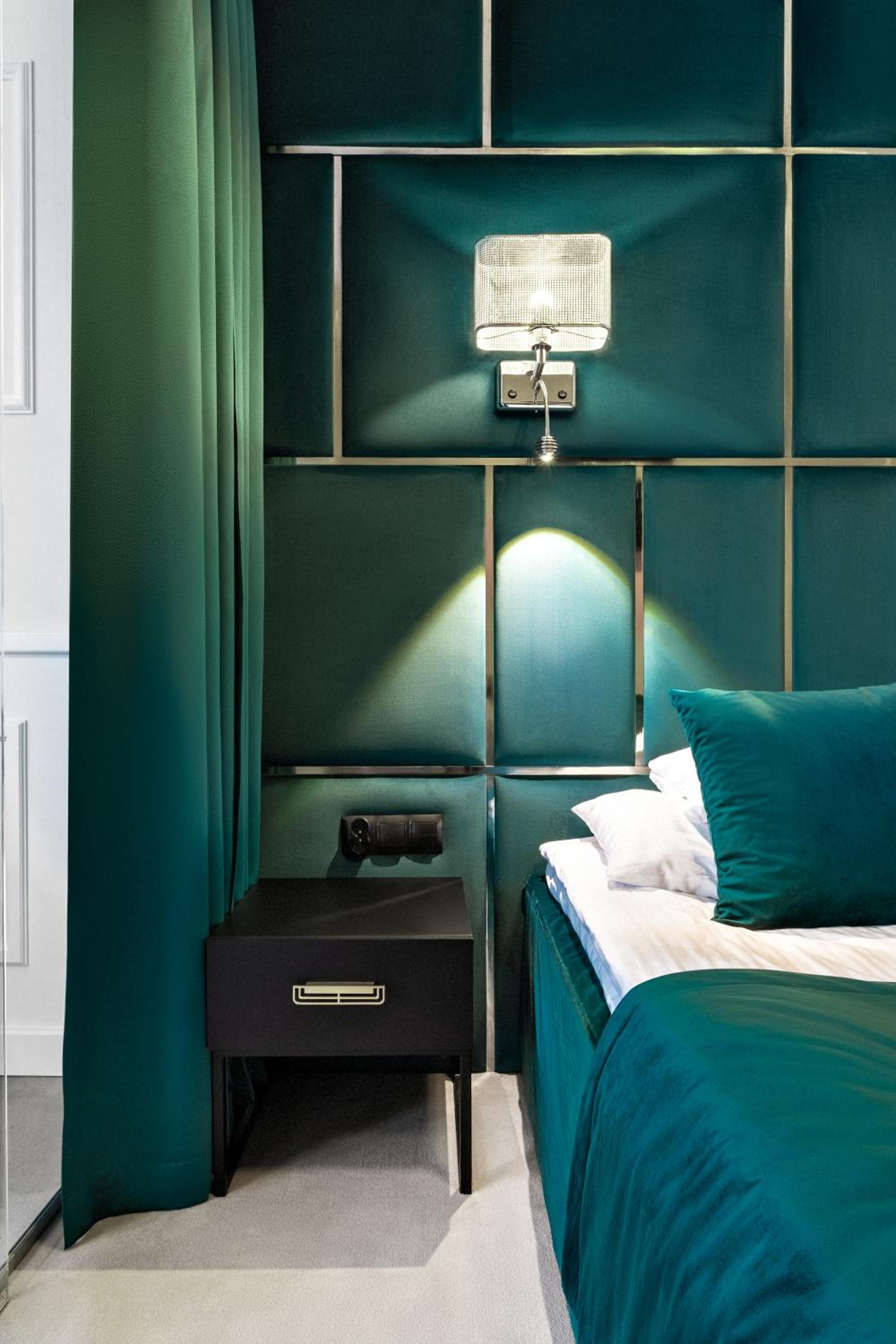 Deluxe Triple Room photo 2