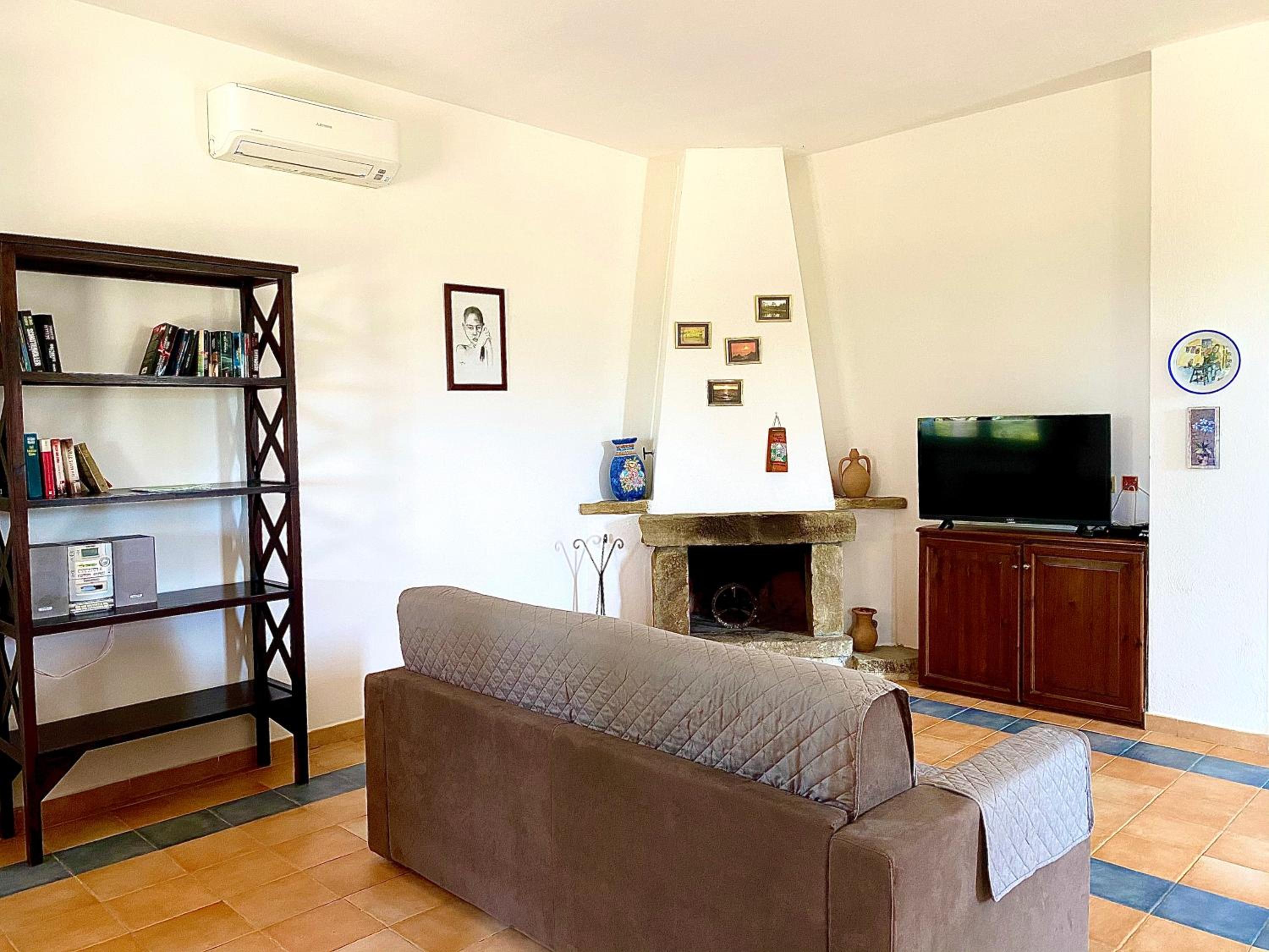 Two-Bedroom House photo 1