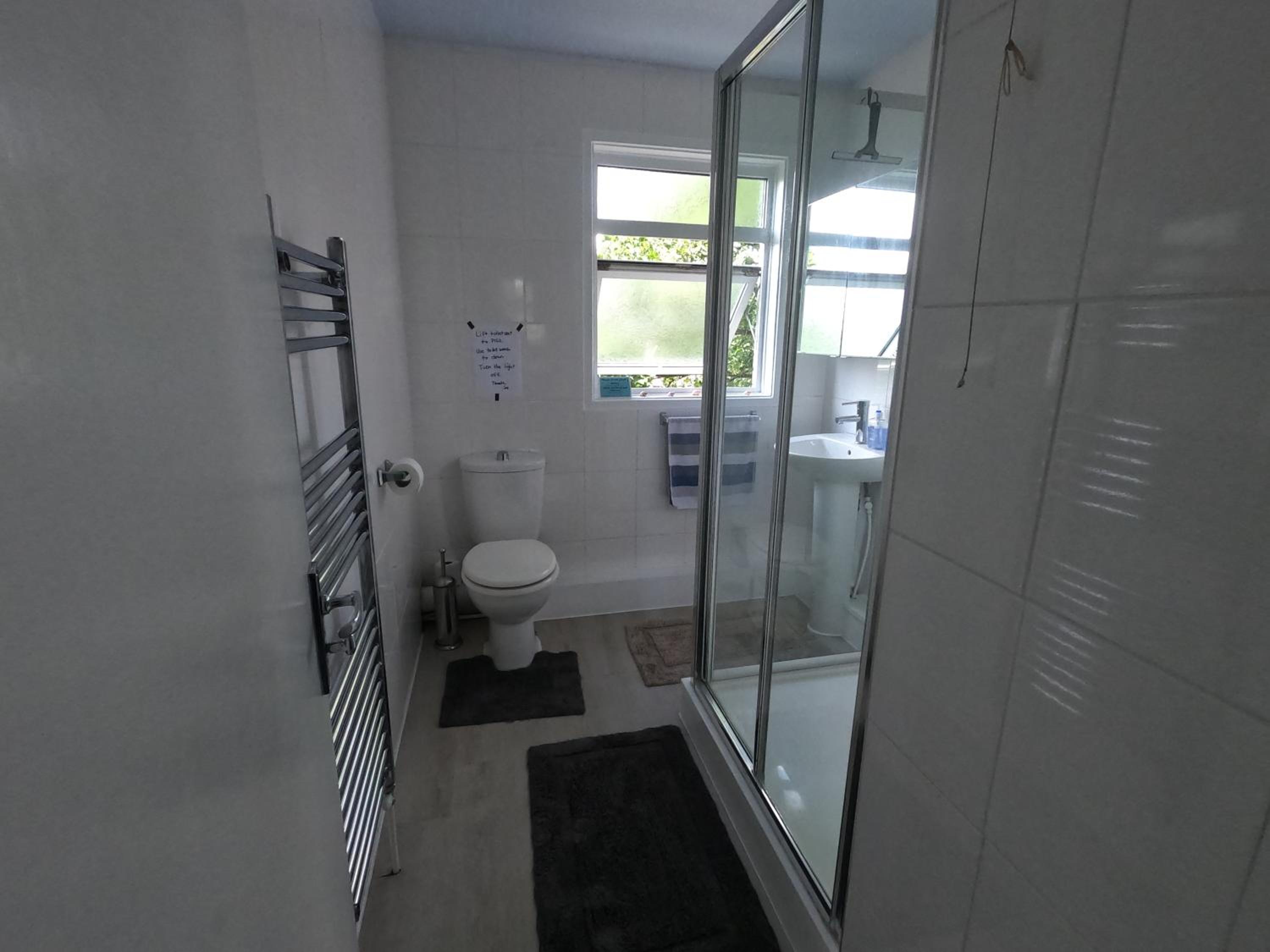 Standard Double Room with Shared Bathroom photo 3