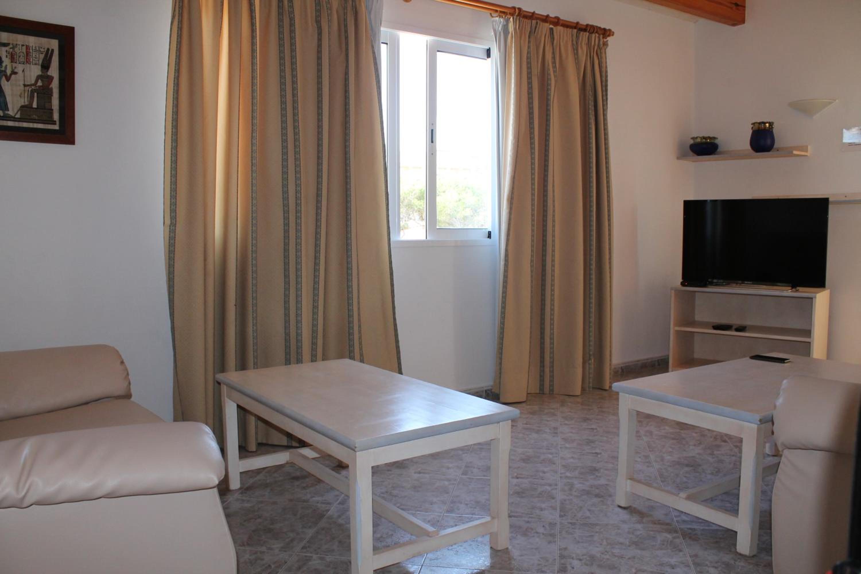 Villa de Tres Habitaciones