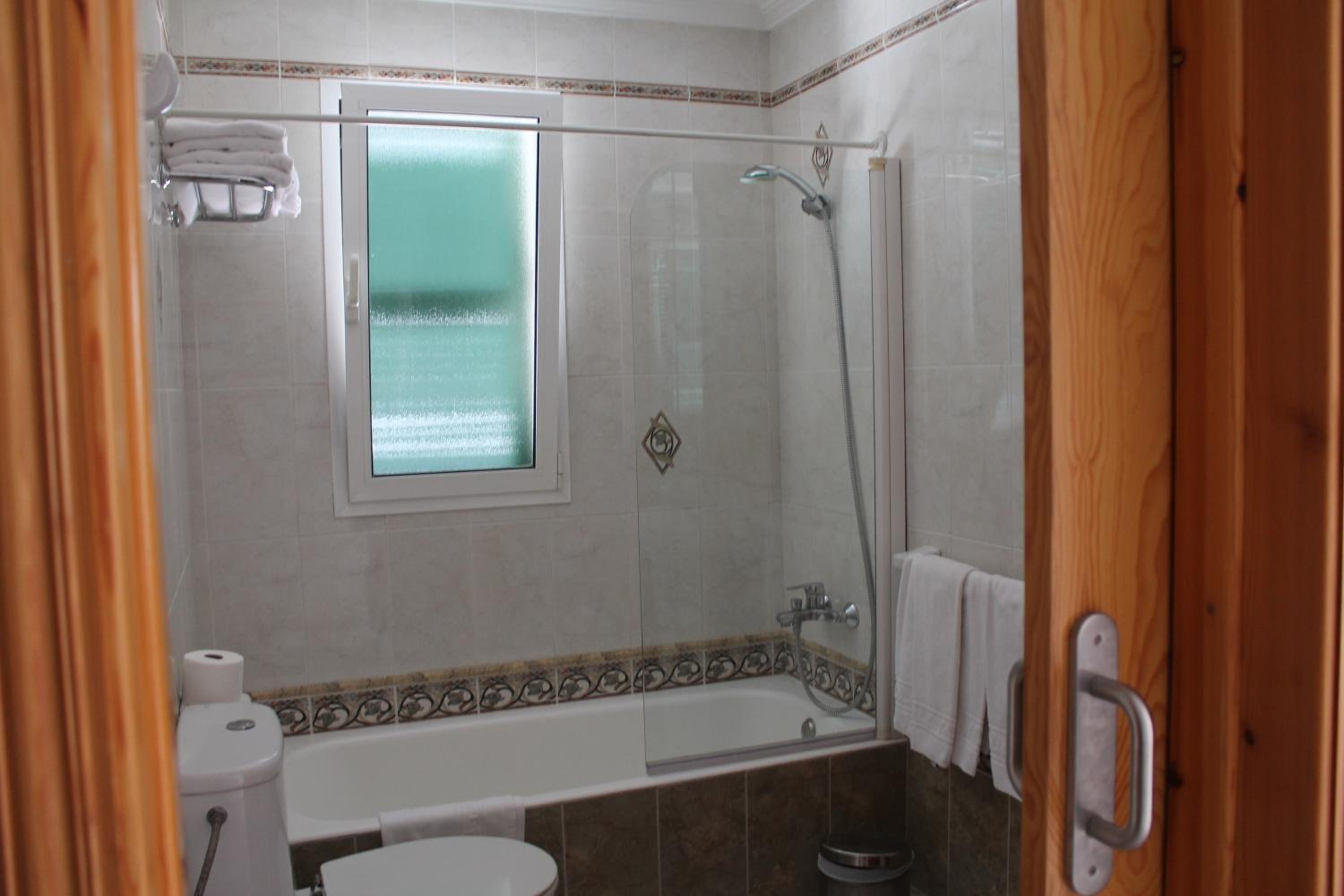 Three-Bedroom Villa photo 2