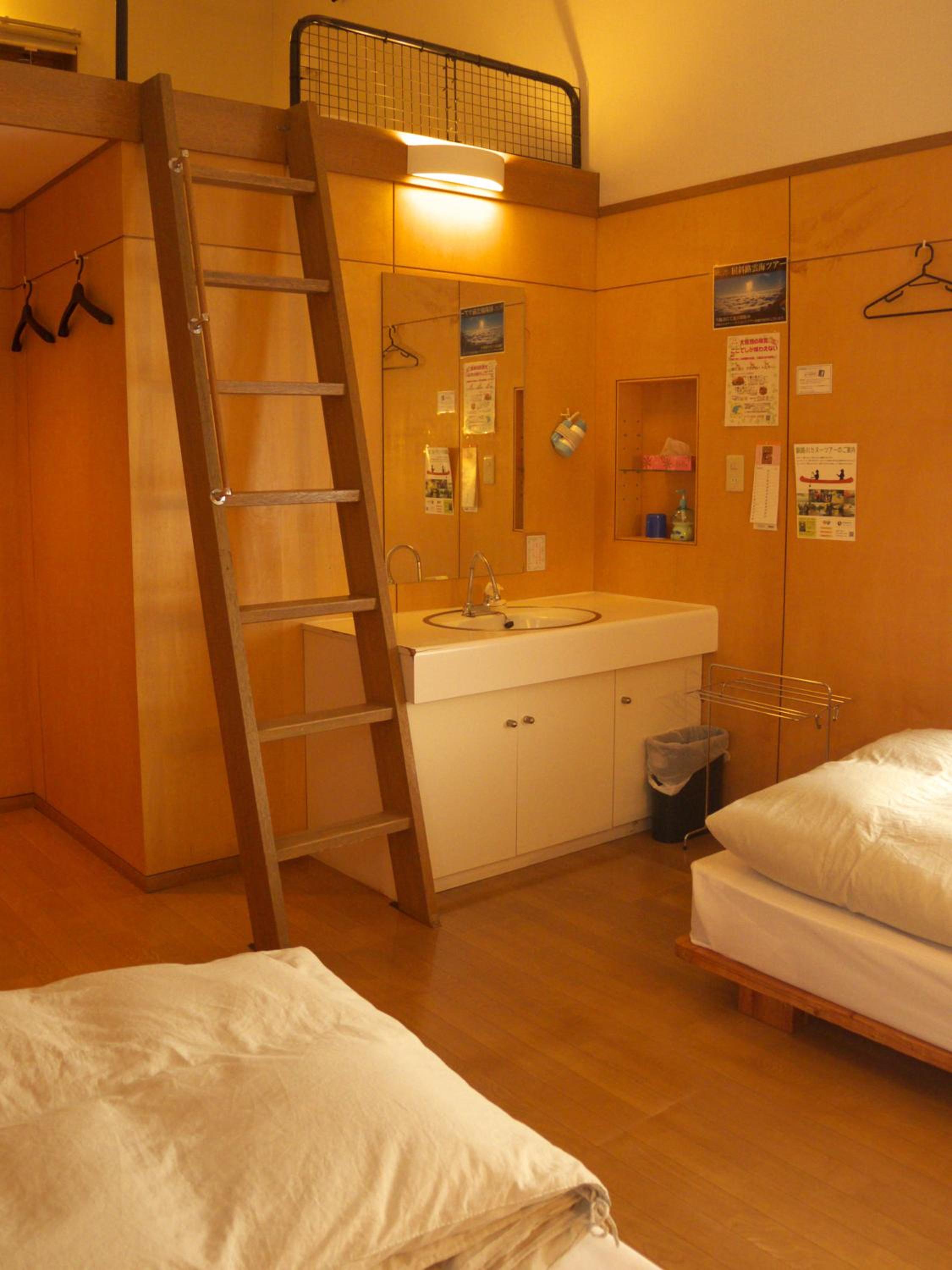 Twin Room with Loft and Shared Bathroom photo 1