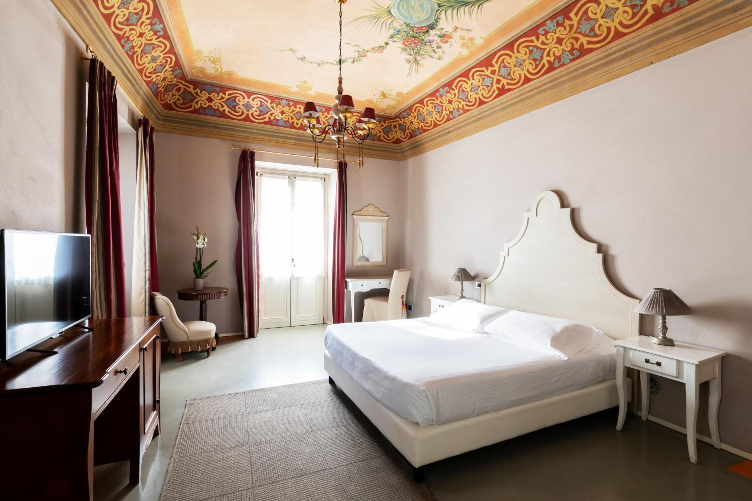 Double Room with Balcony photo 1