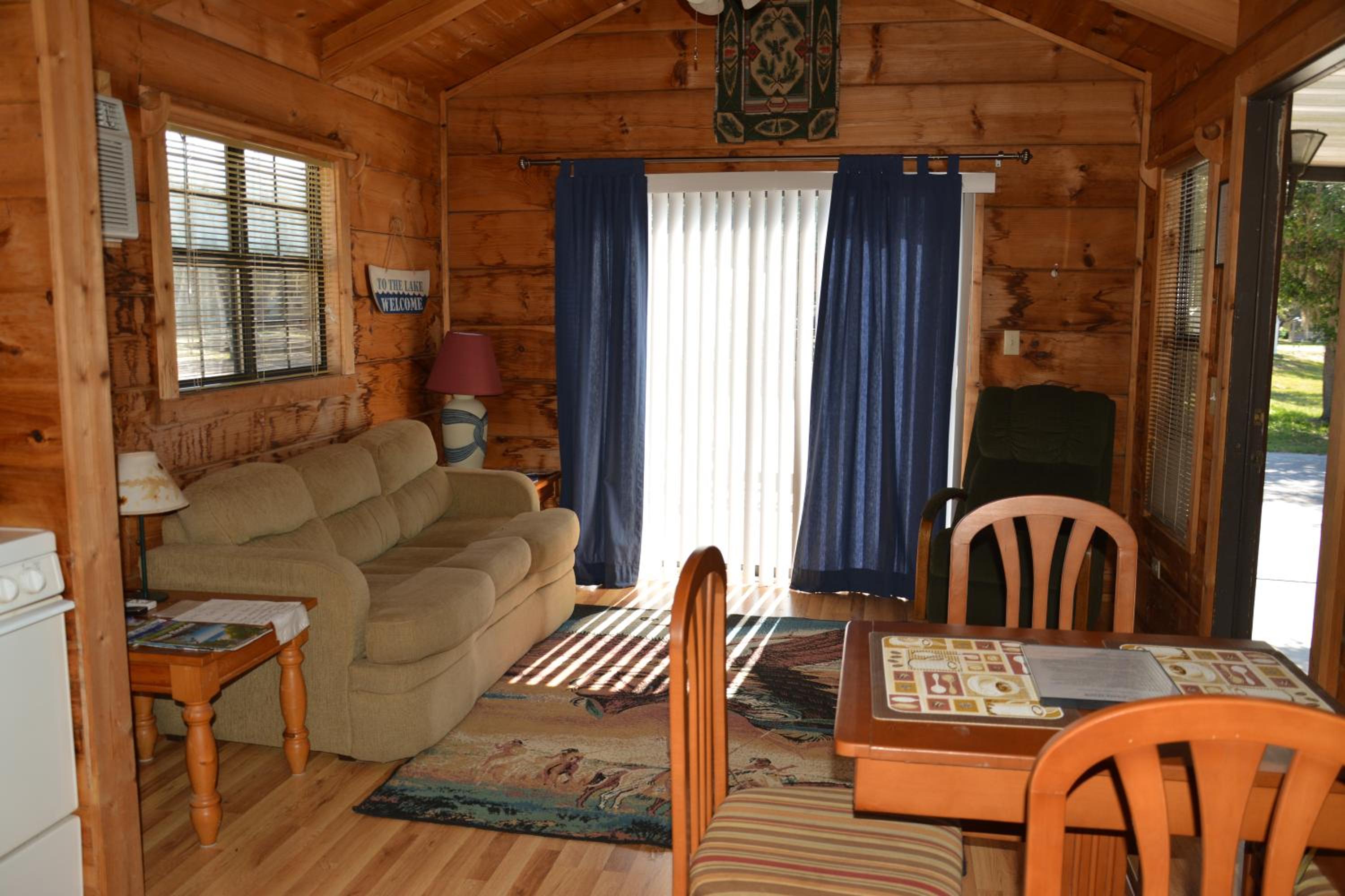 Bungalow with Patio