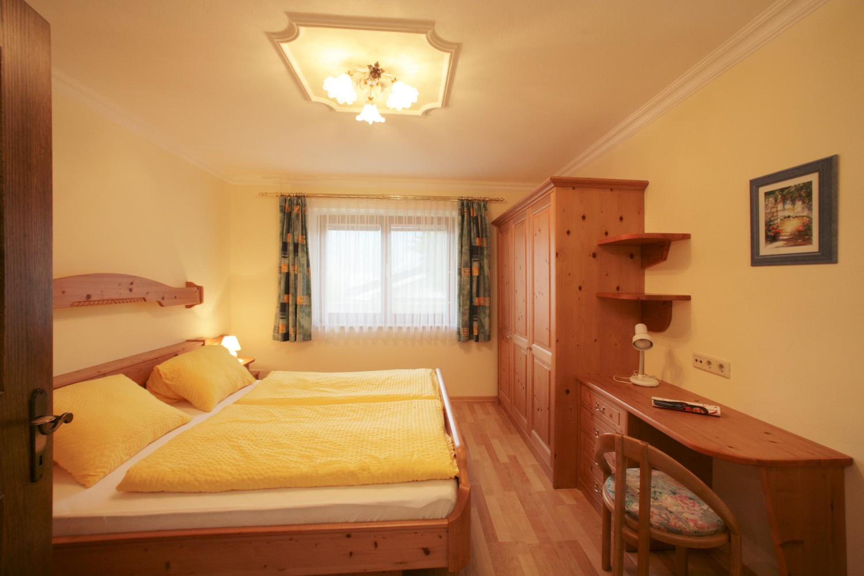 Apartment with Terrace photo 3