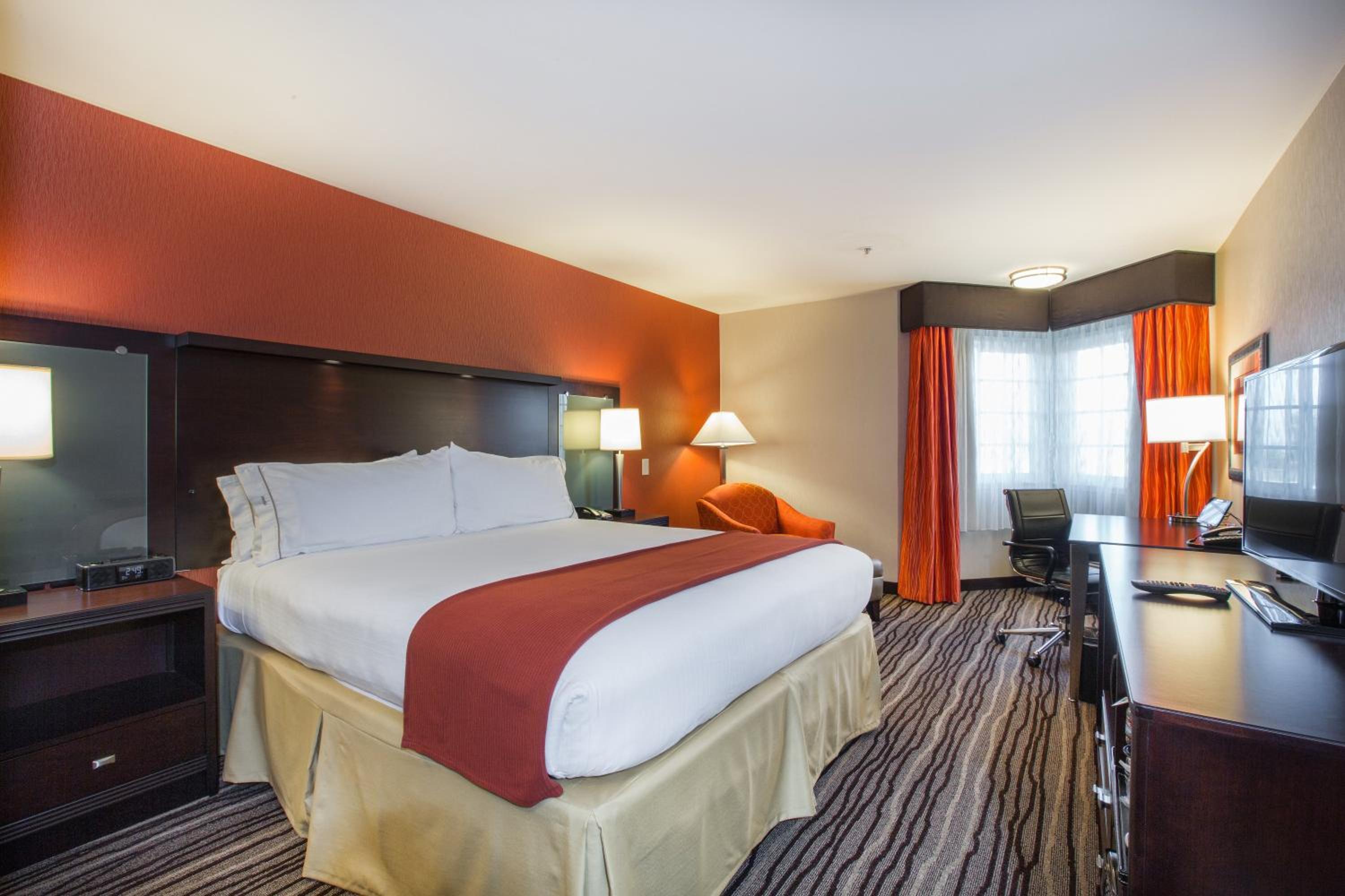 Standard King Room - Photo 1