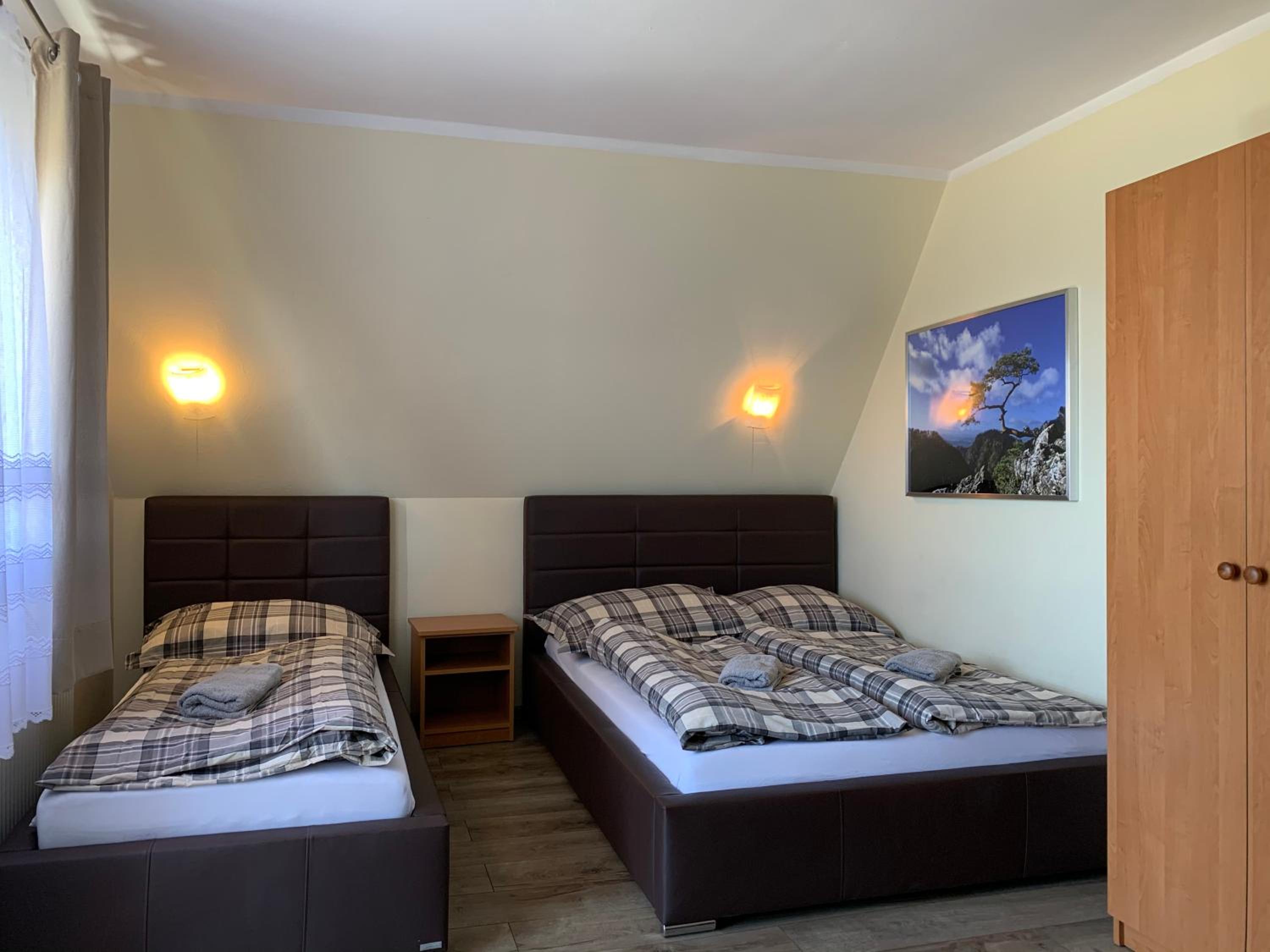 Room with Balcony and Private External bathroom - Photo 1