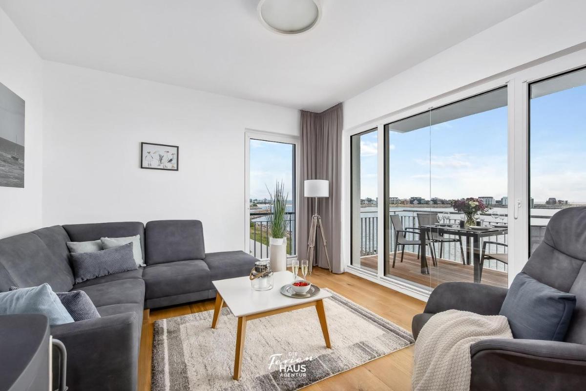 Apartment with Sea View photo 1