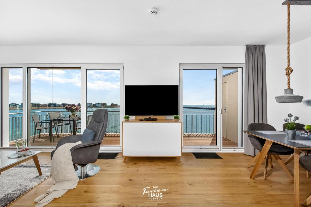 Apartment with Sea View photo 3