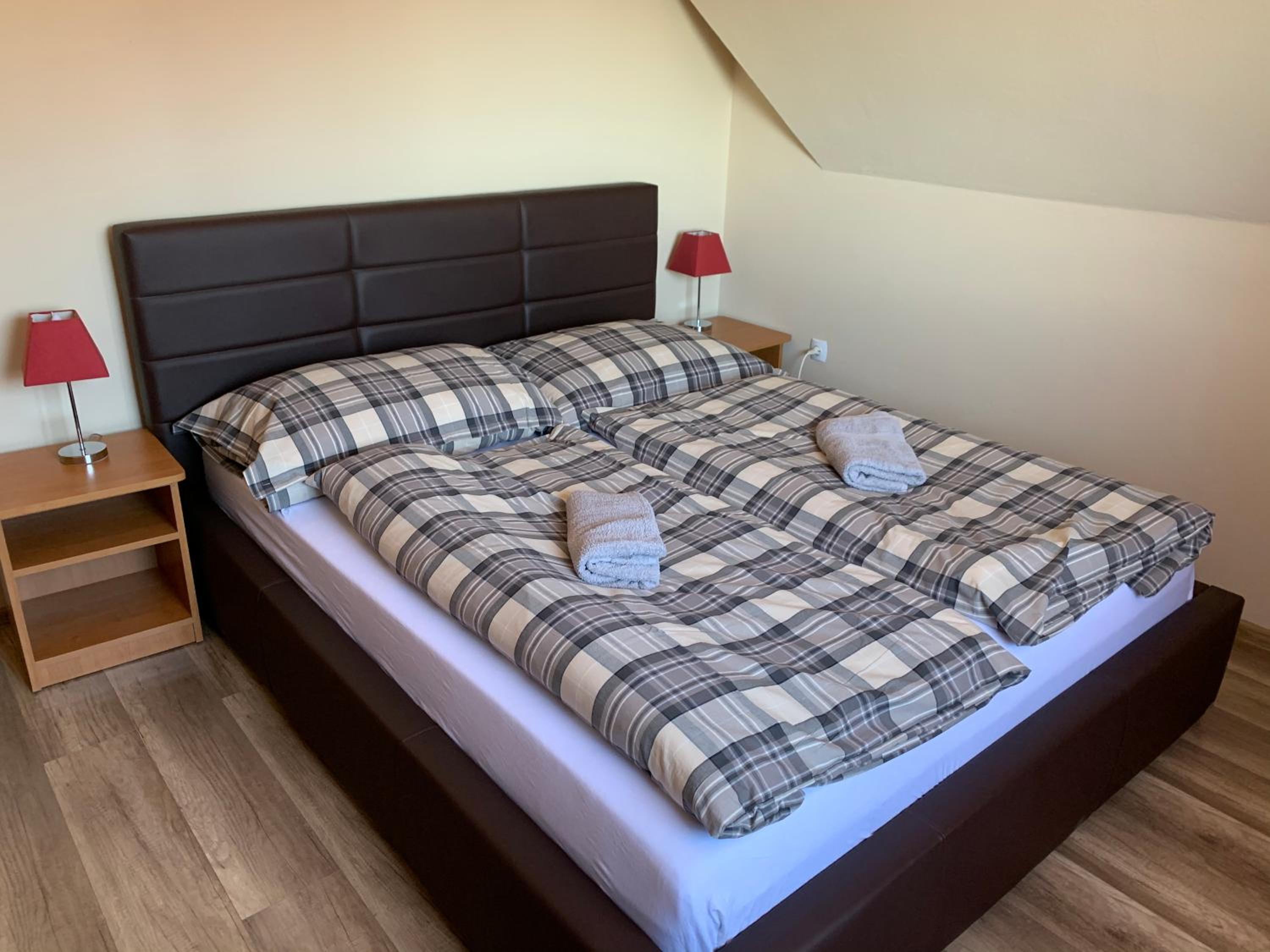 Basic Triple Room