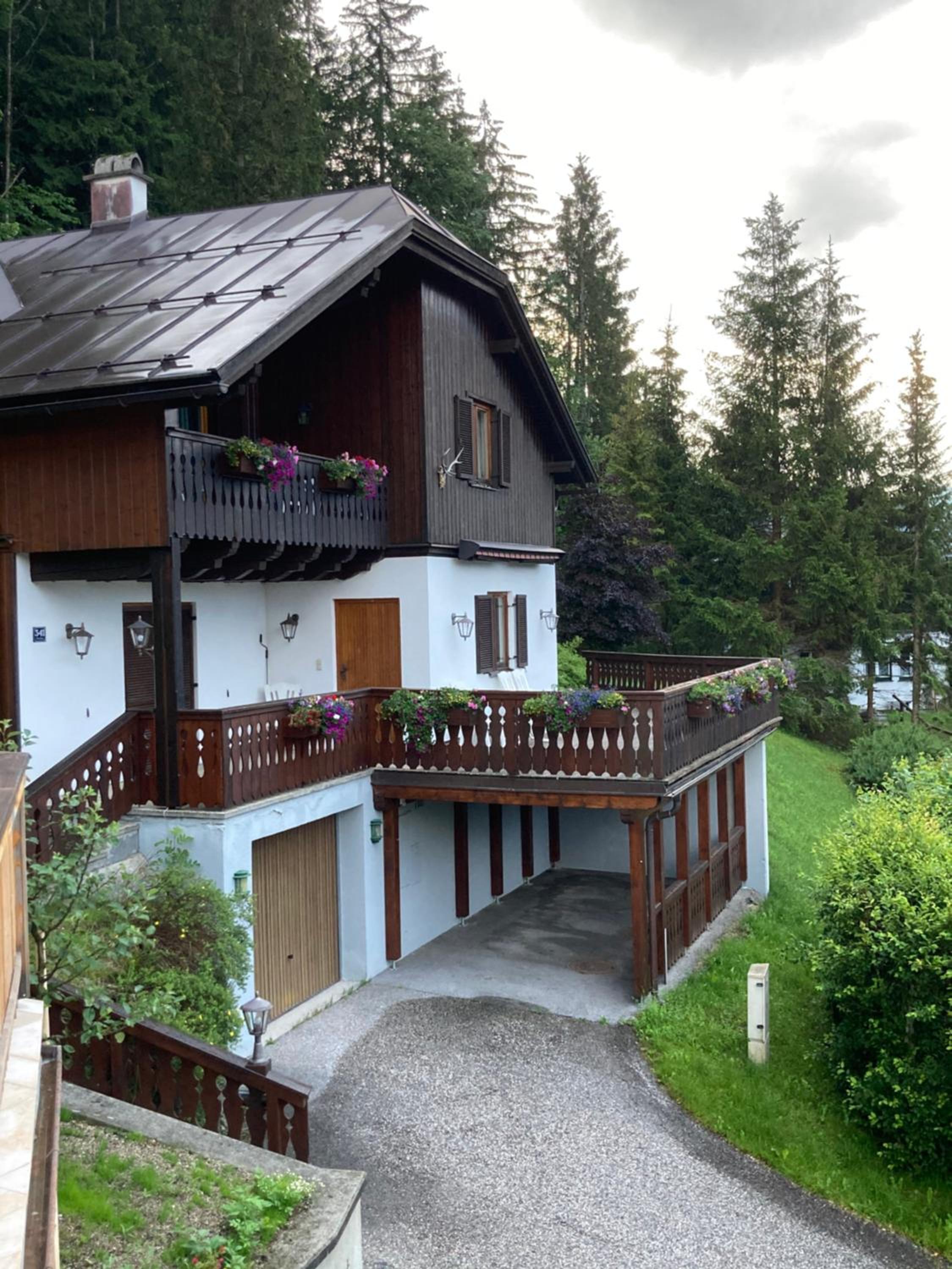 Apartment With Terrace photo 2