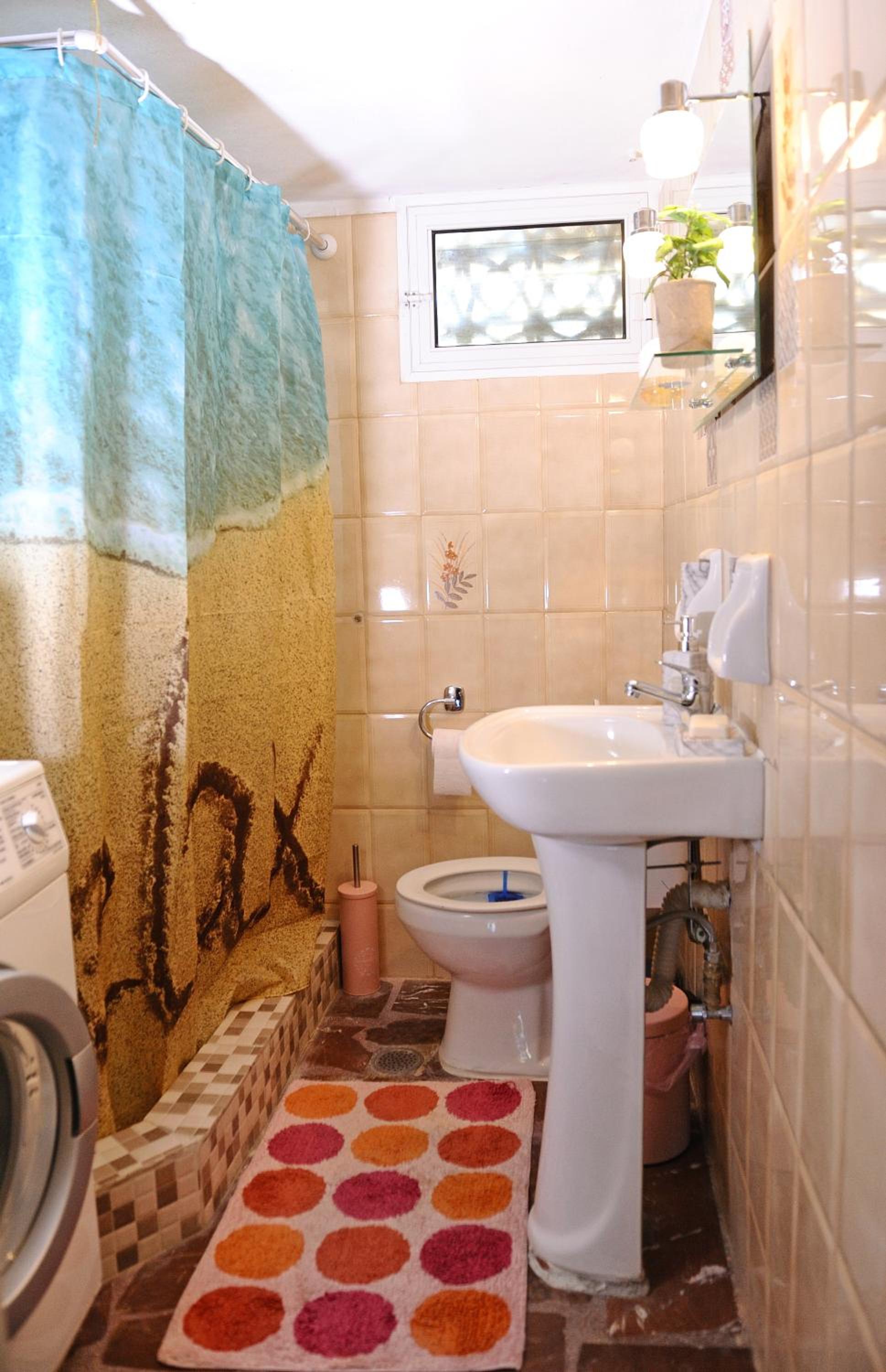 Two-Bedroom Apartment photo 2