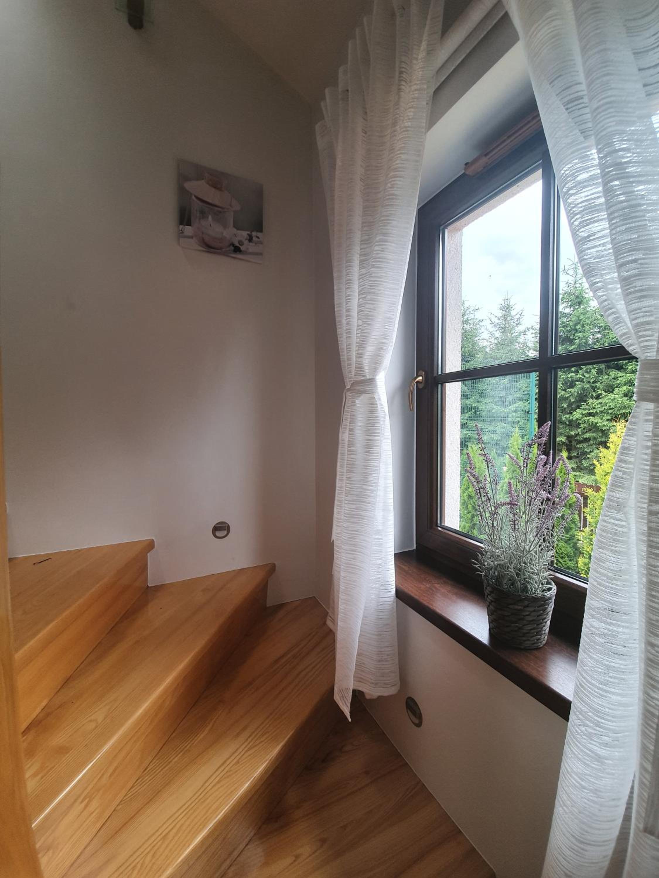 Two-Bedroom House - Photo 22