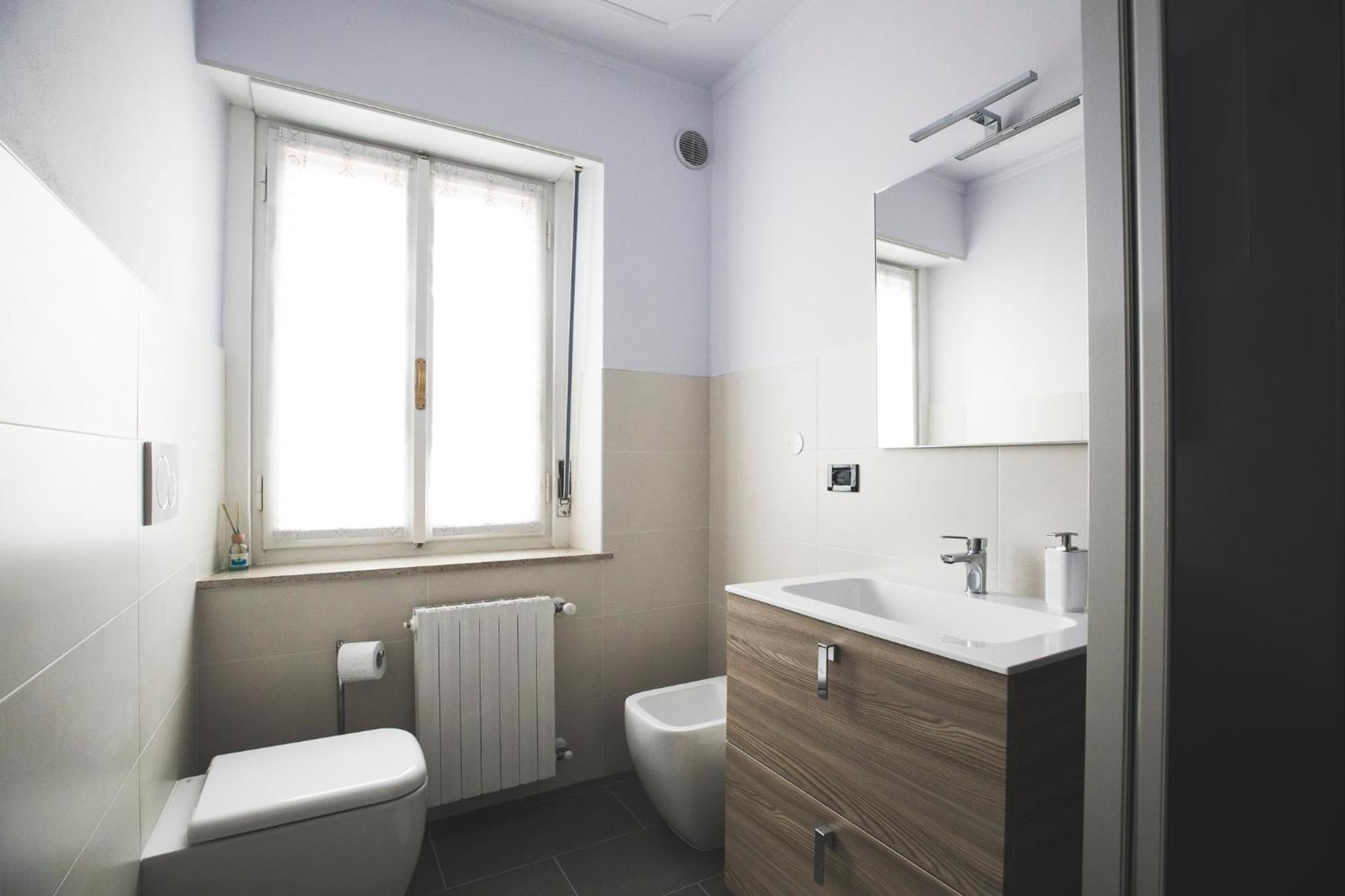 Double Room with Shared Bathroom photo 2