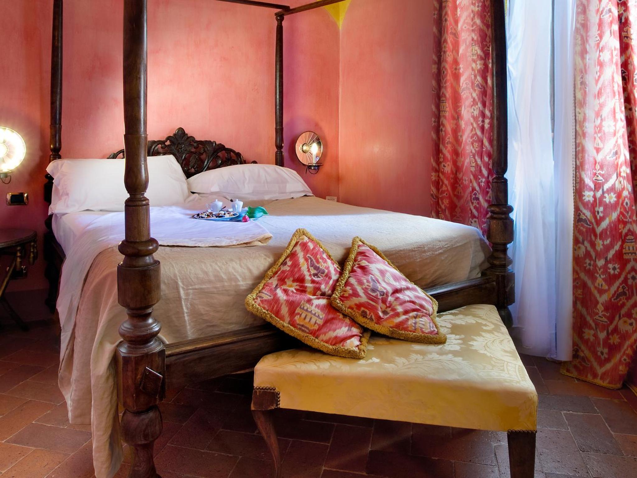 Suite - Photo 3