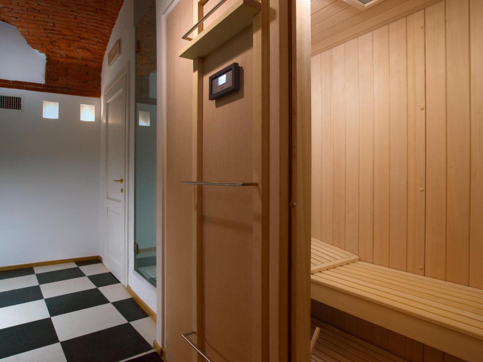 Double Room with Sauna - Photo 5