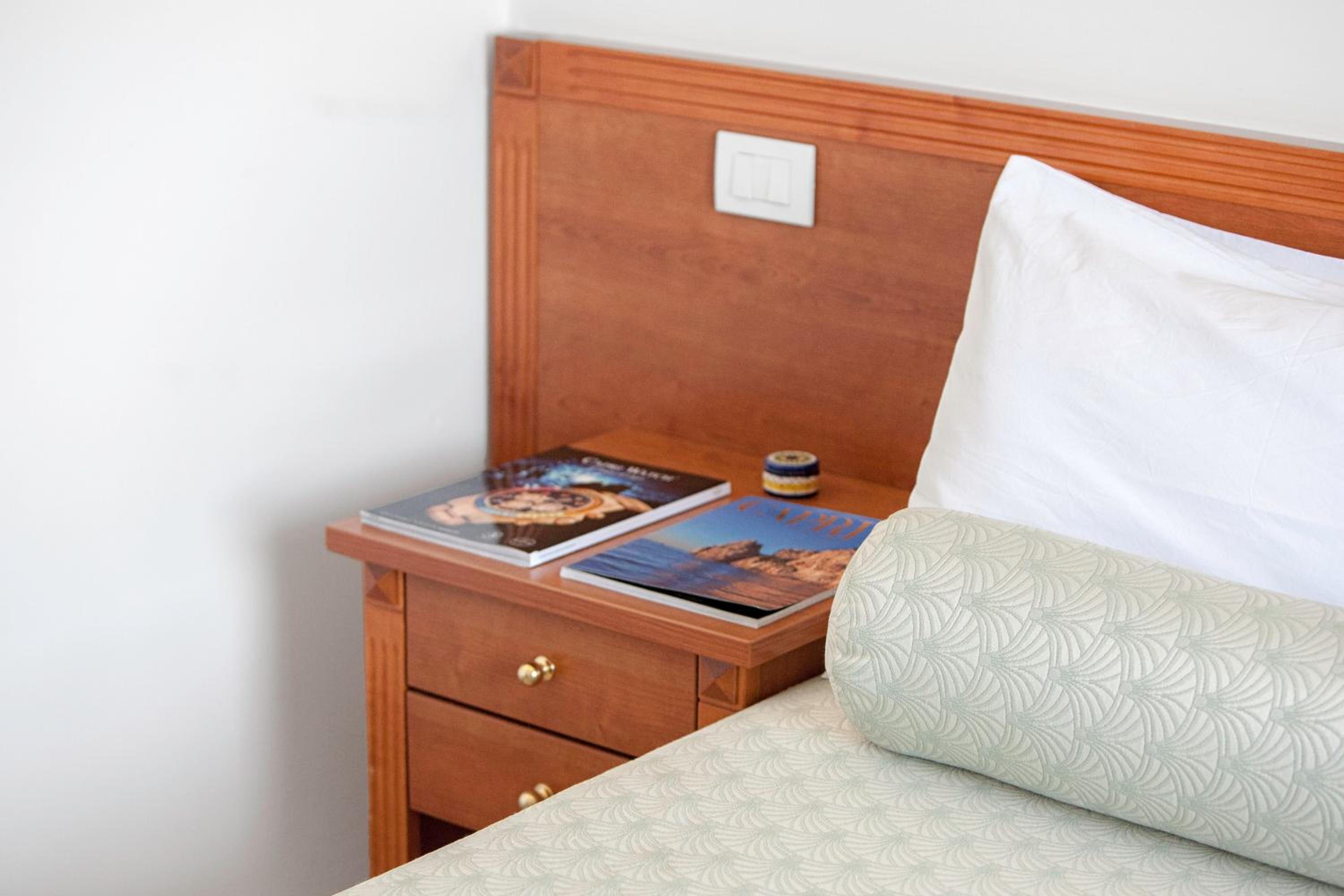 Standard Double Room - Photo 4
