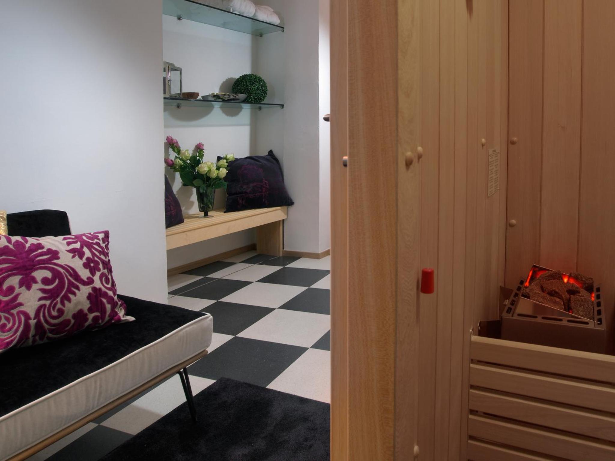 Double Room with Sauna - Photo 3