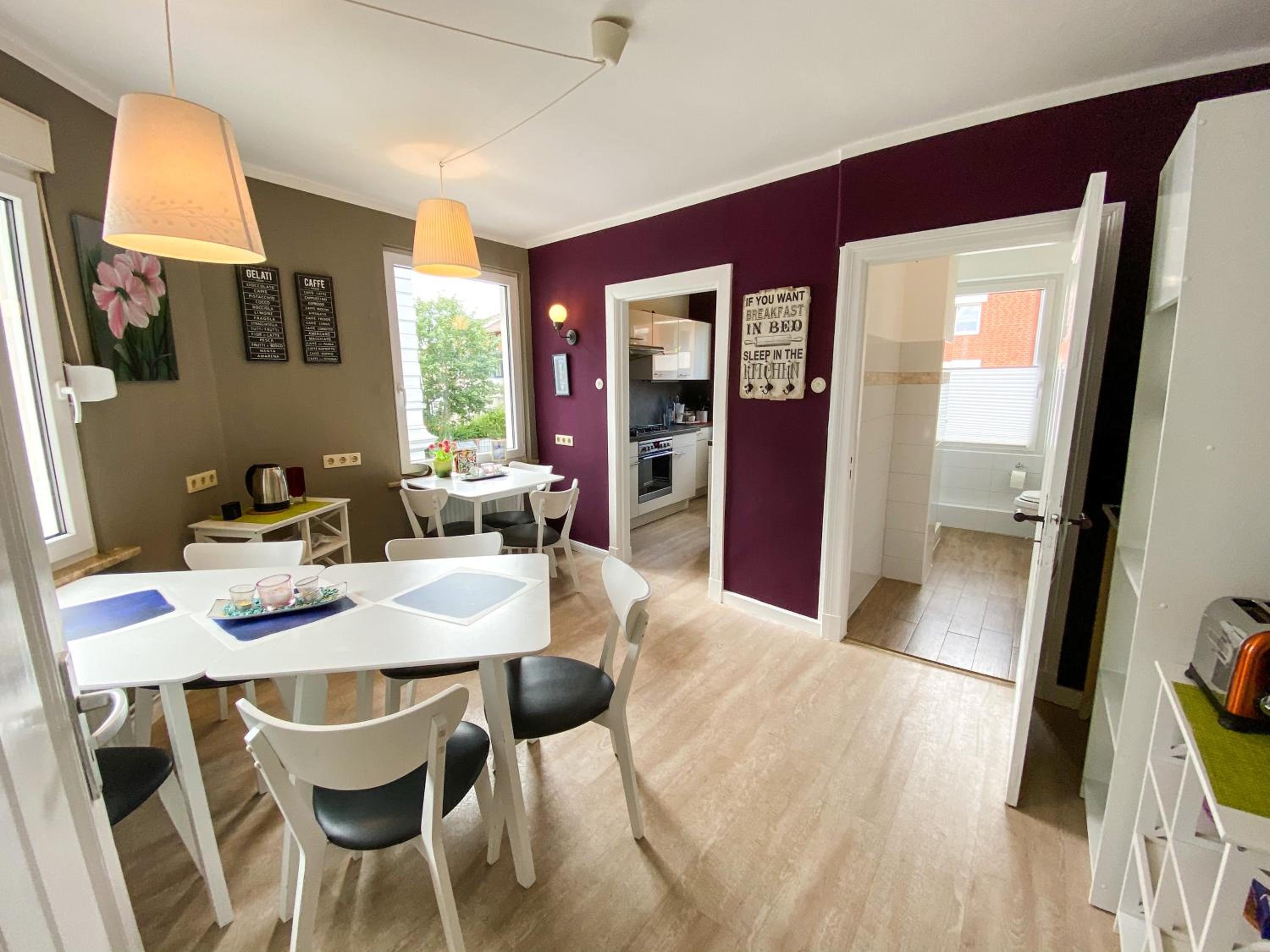 Double Room with Shared Bathroom photo 3