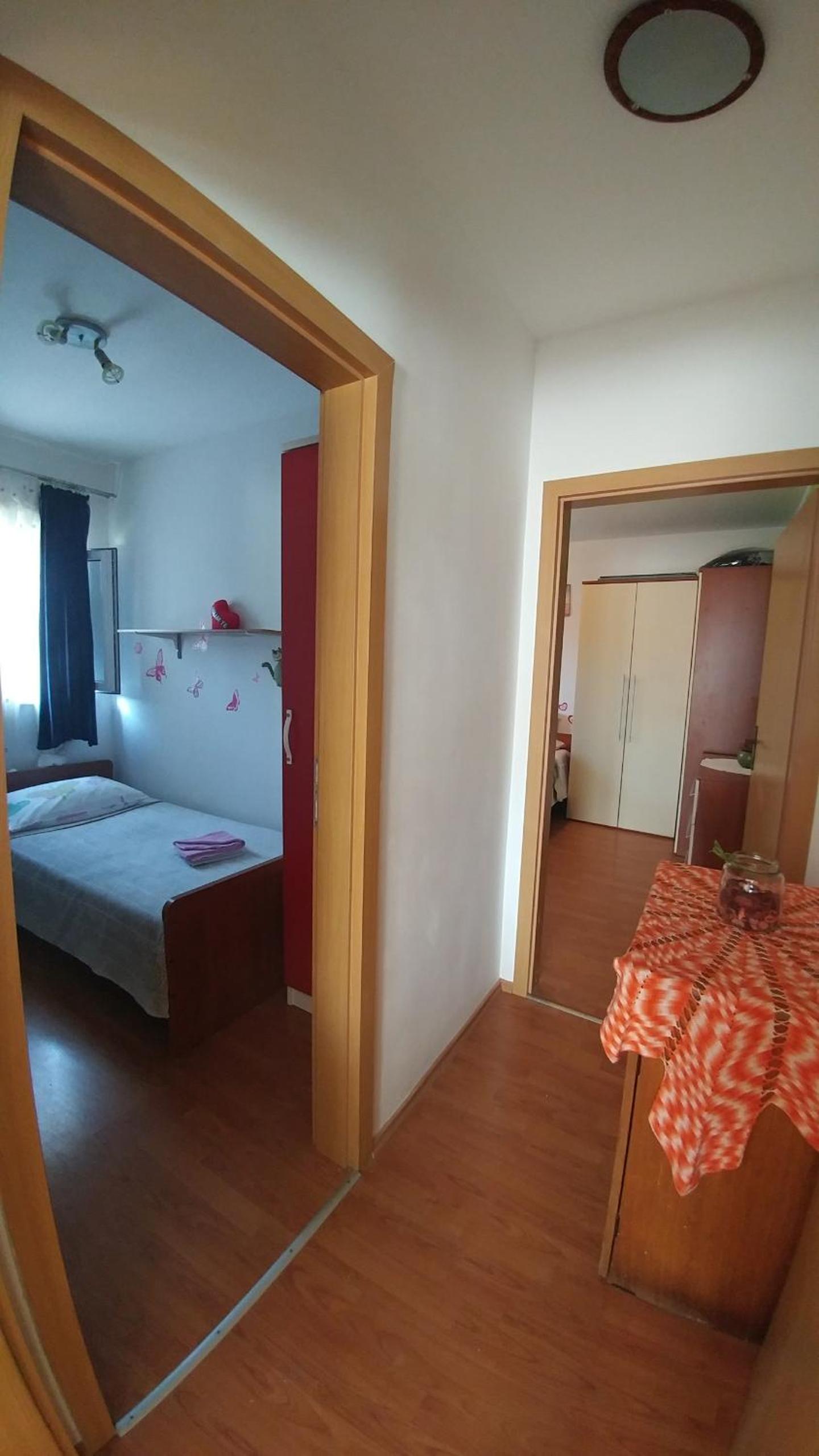 Apartment - Photo 3