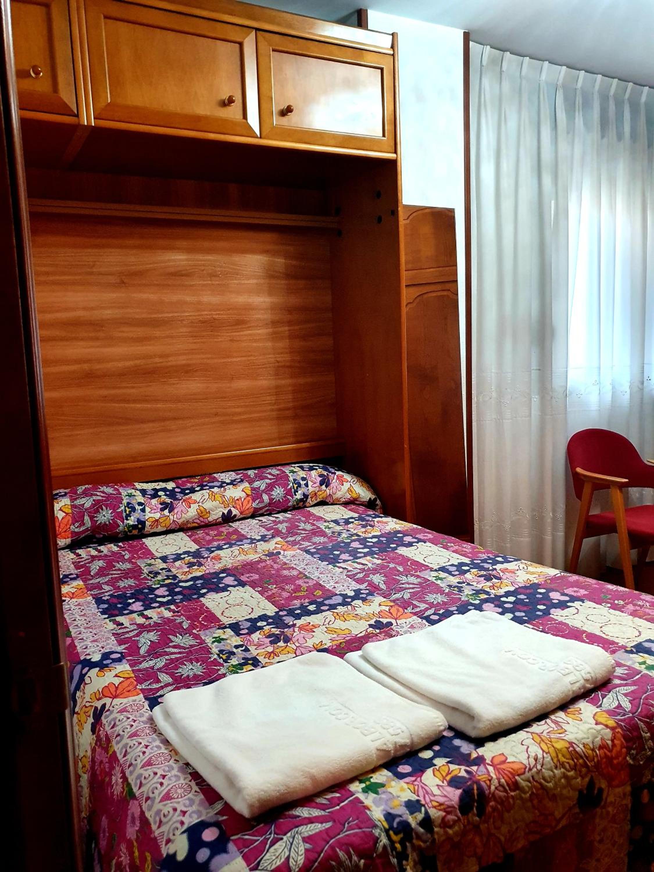 Two-Bedroom Apartment - Photo 22