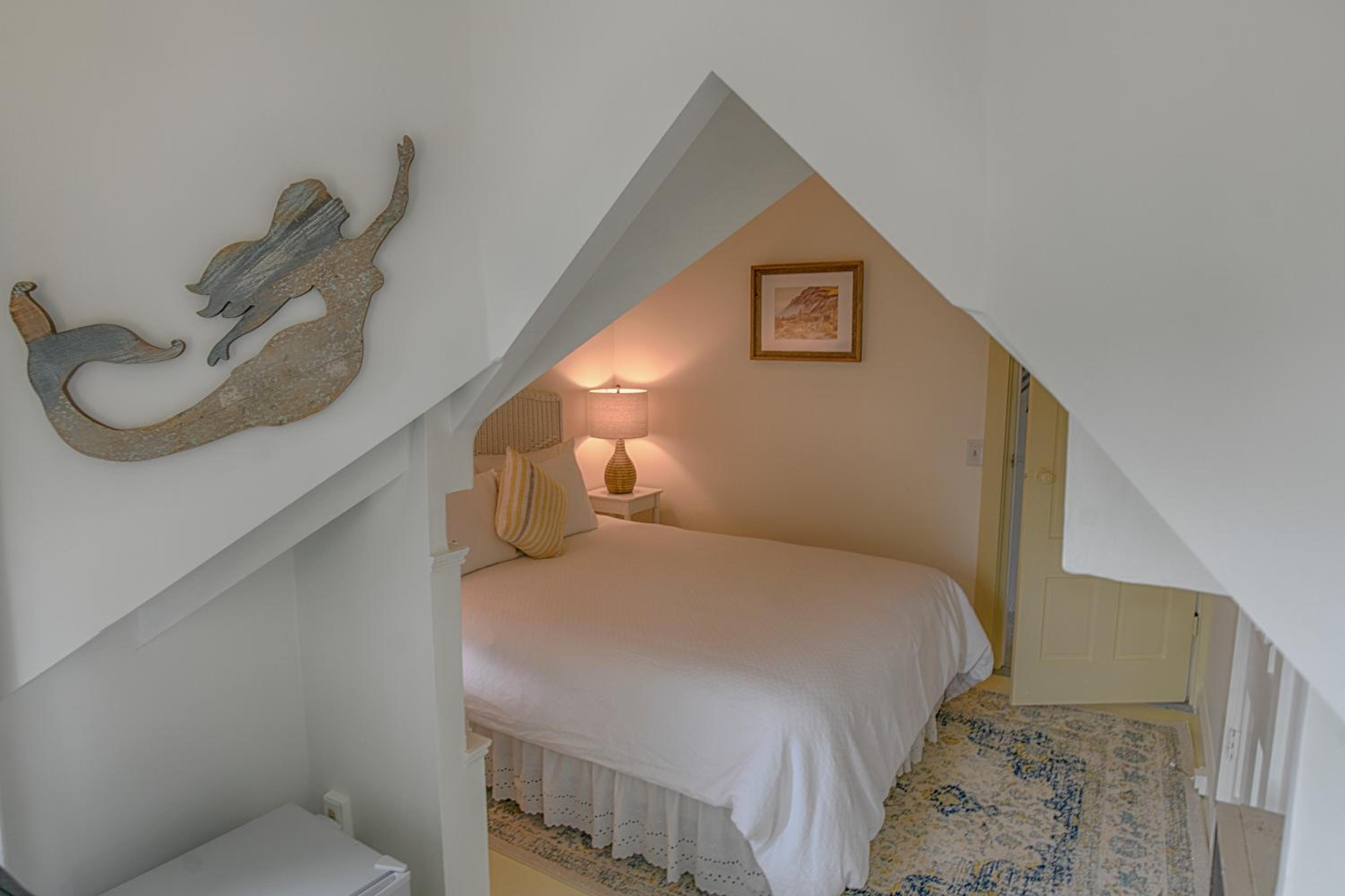 Queen Room photo 3
