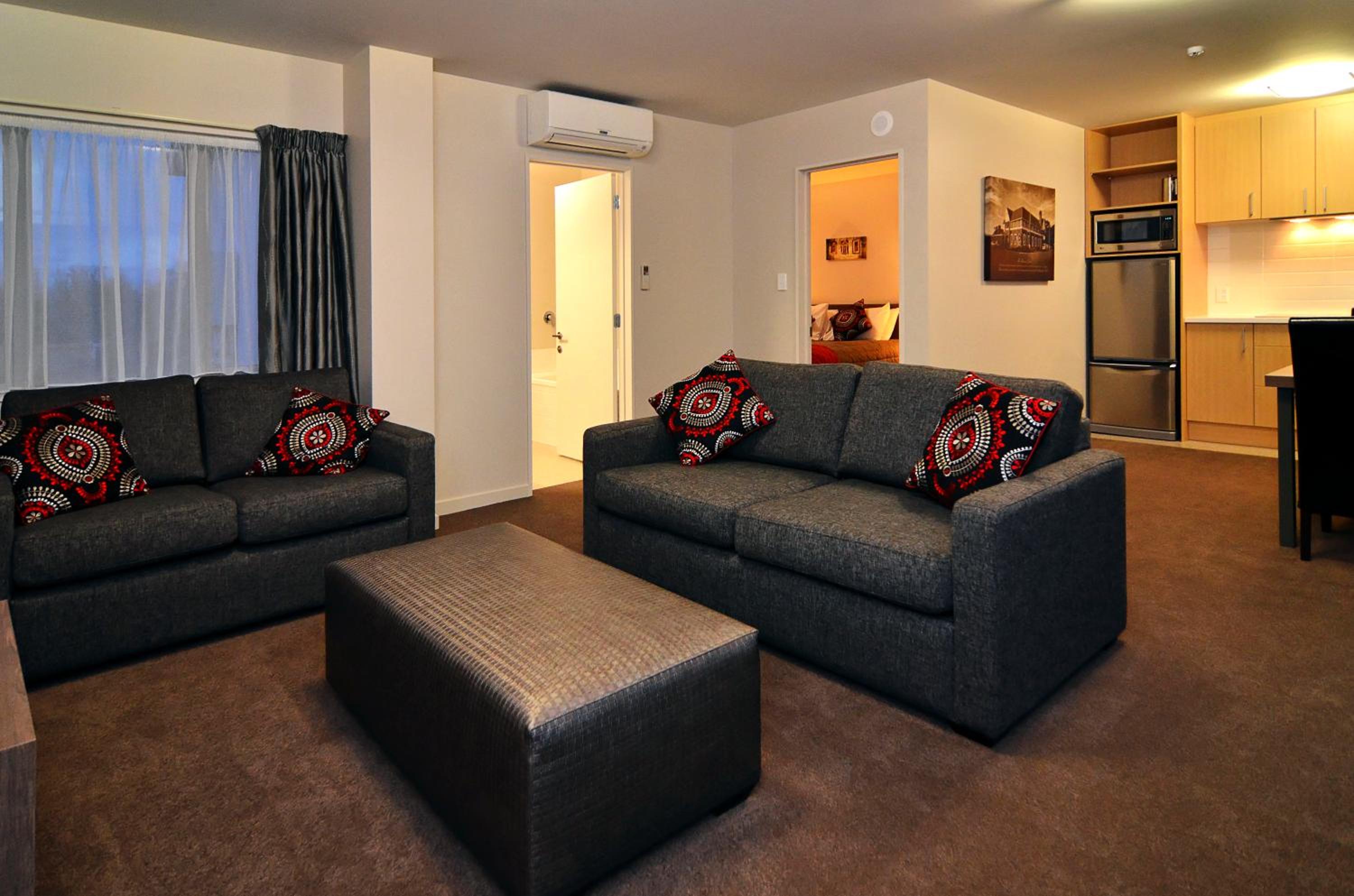 Superior One-Bedroom Apartment