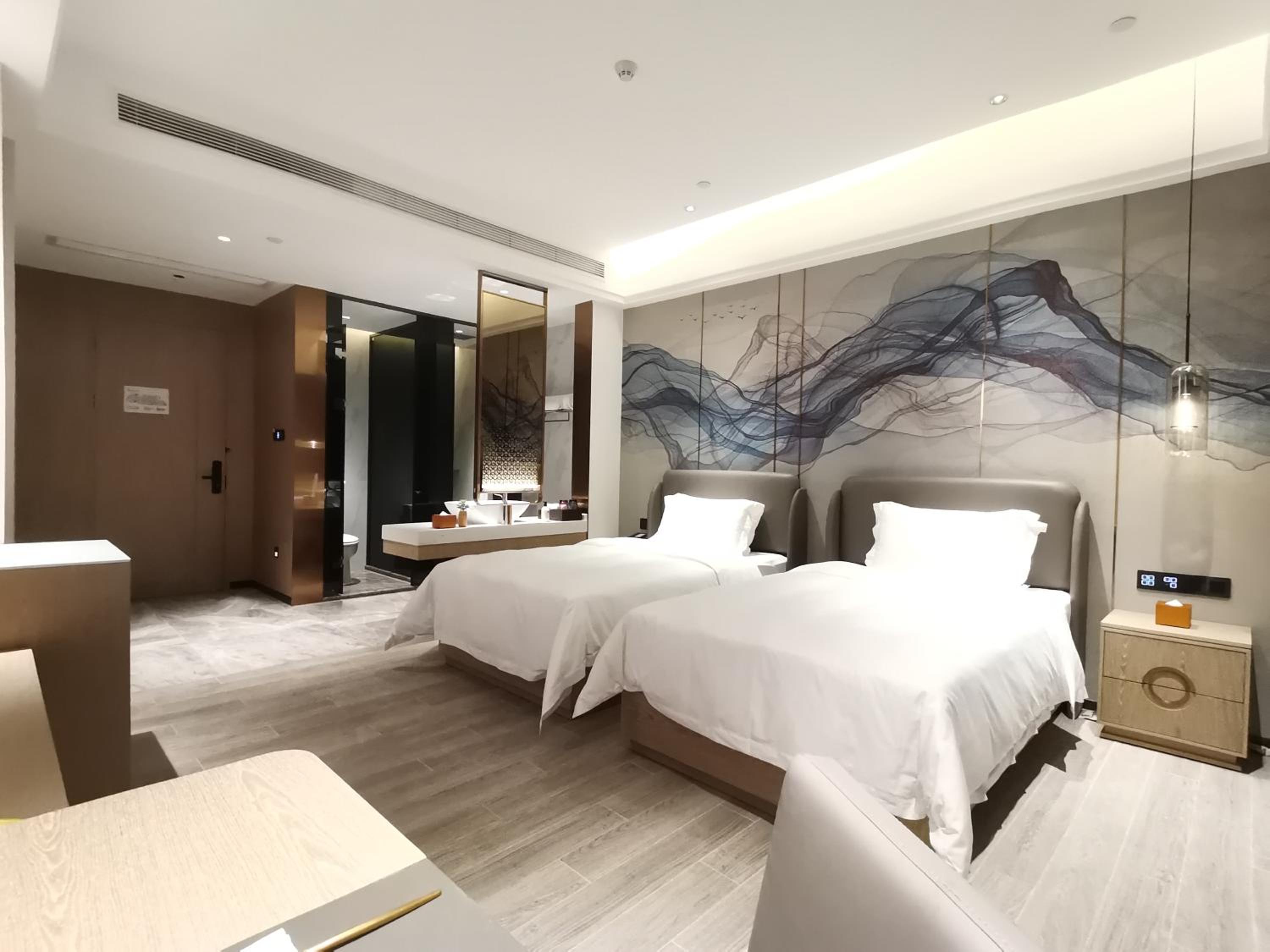 Superior Twin Room photo 3