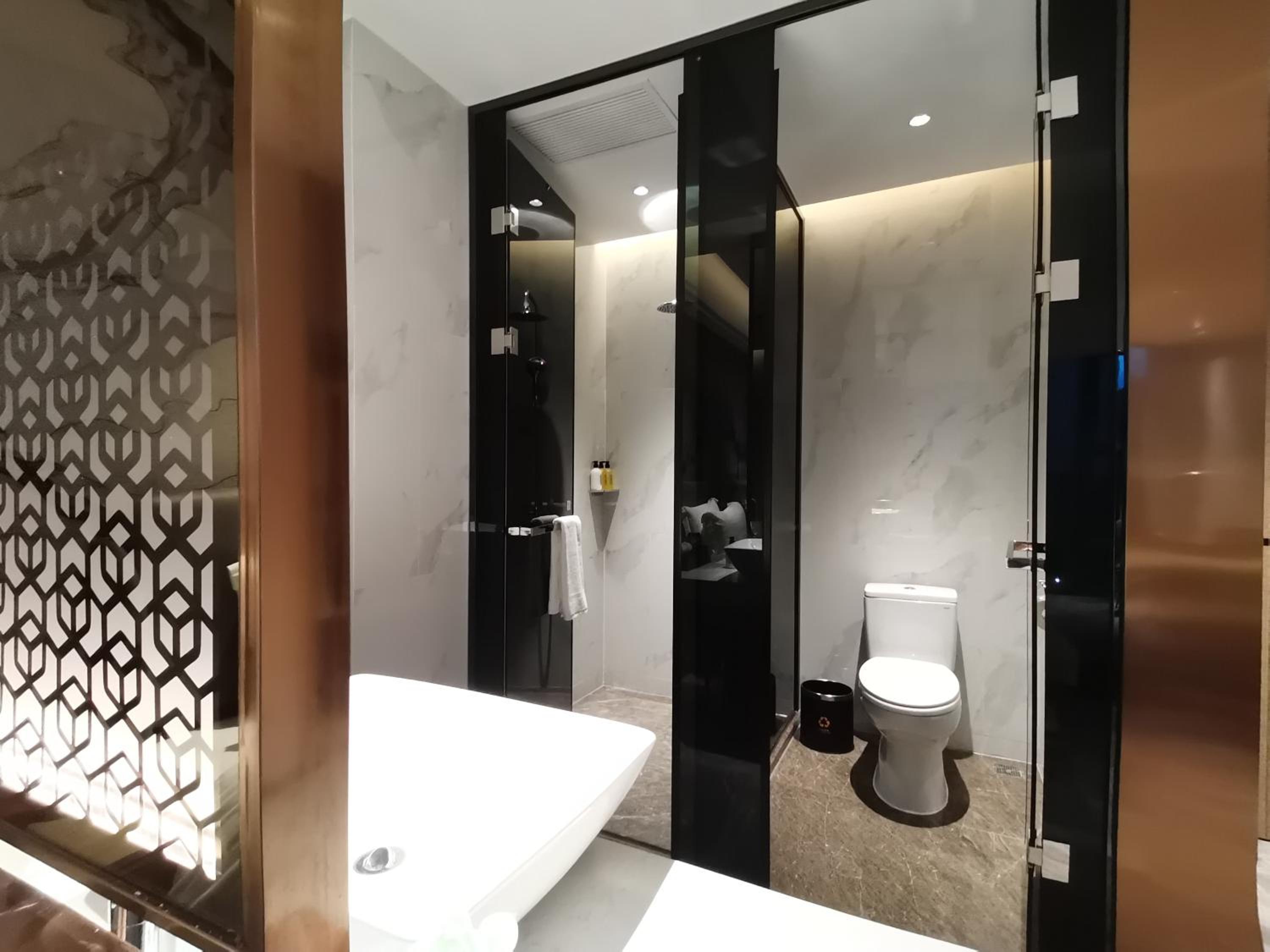 Deluxe Twin Room photo 3